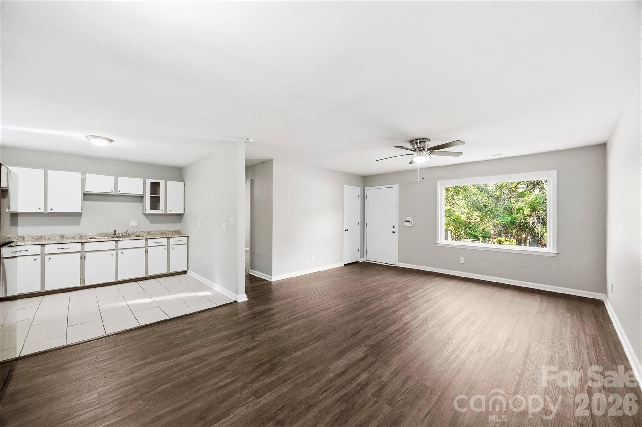 428 E Mclelland Avenue Property Photo 11
