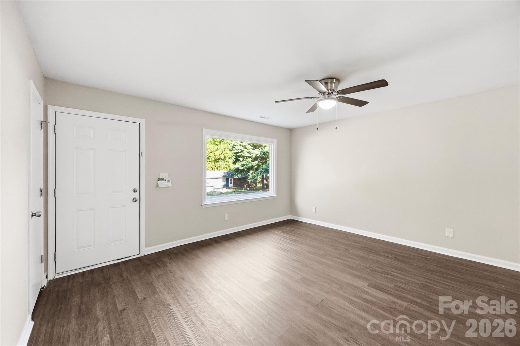 428 E Mclelland Avenue Property Photo 12