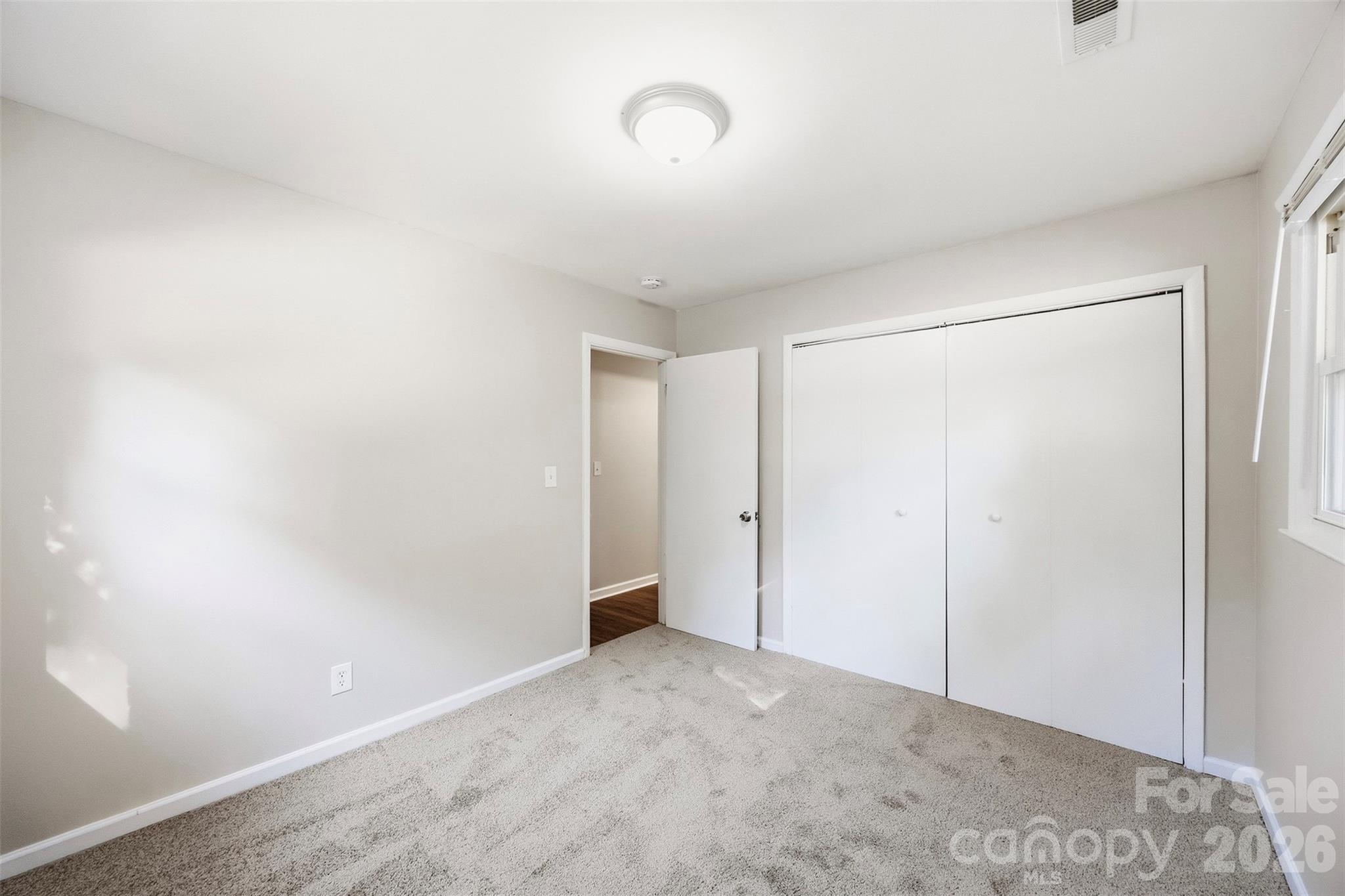 428 E Mclelland Avenue Property Photo 18