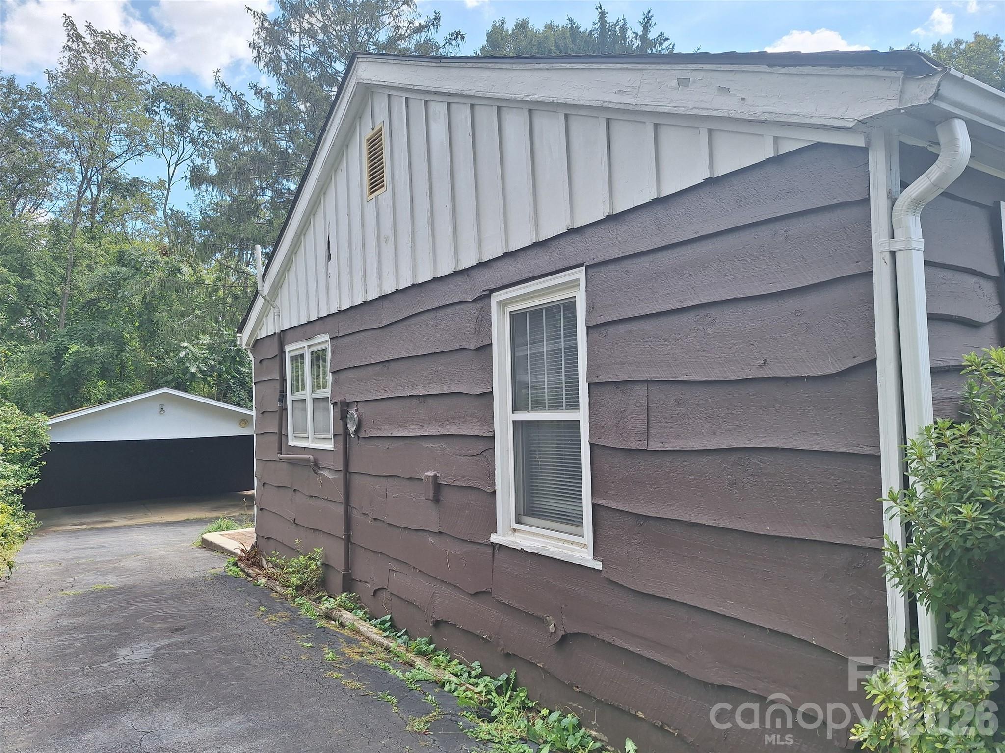 16 Shannon Drive Property Photo 7