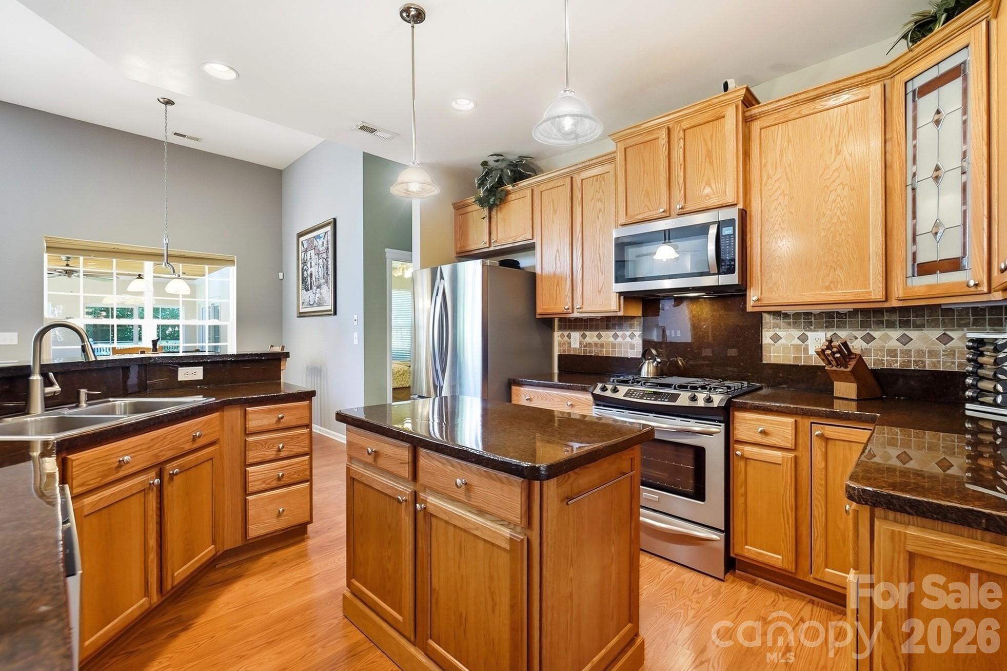 15619 Carrington Ridge Drive Property Photo 13