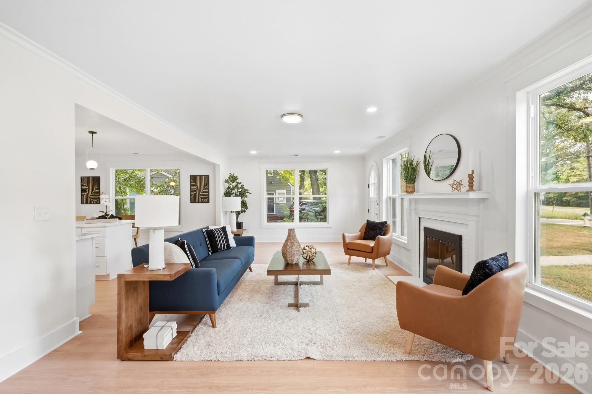 211 Spratt Street Property Photo 7