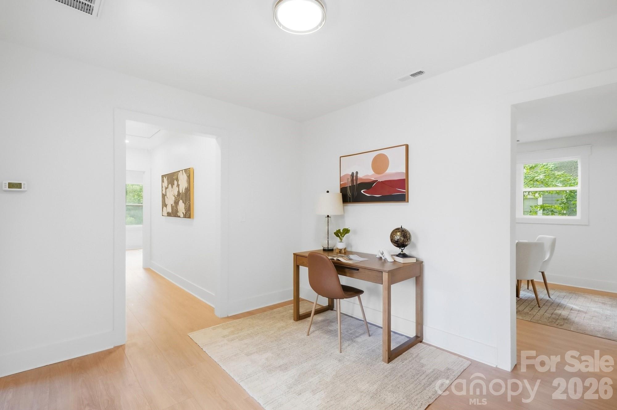 211 Spratt Street Property Photo 18