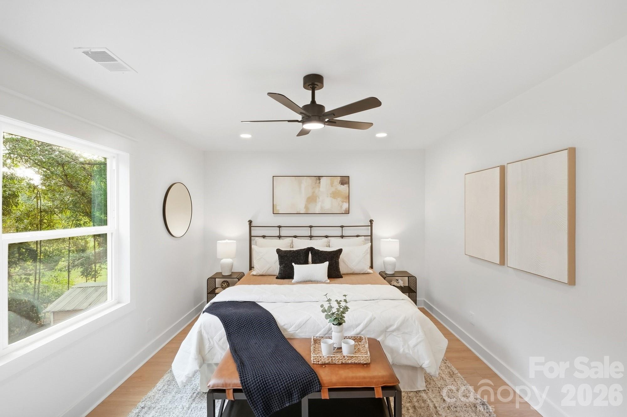 211 Spratt Street Property Photo 26