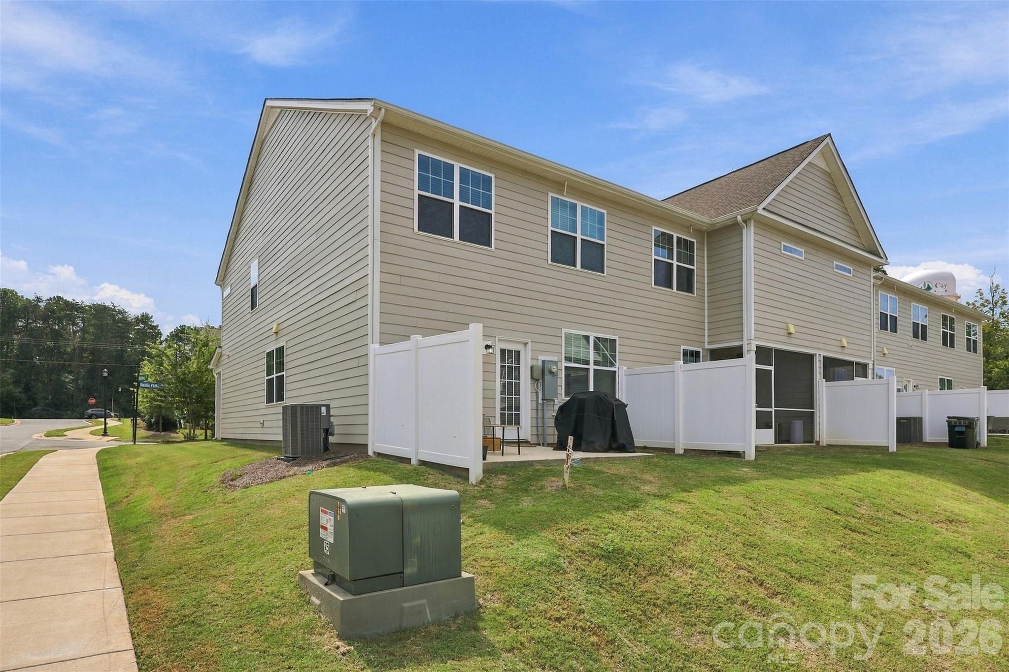 604 Rustic Path Lane Property Photo 30
