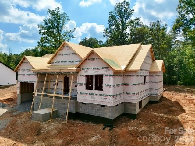 2439 Kimberly Avenue Property Photo 6