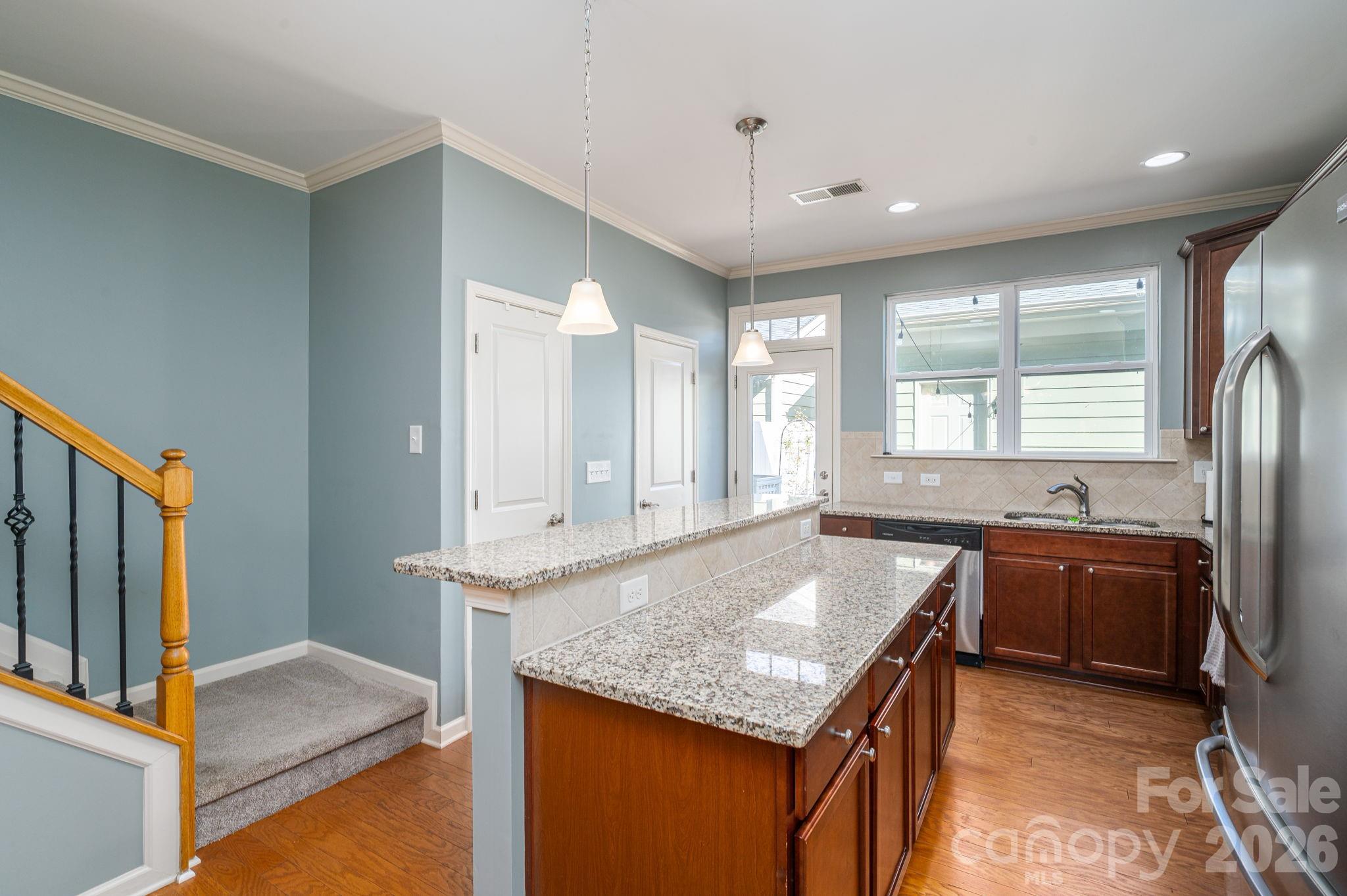 1231 Assembly Street Property Photo 11