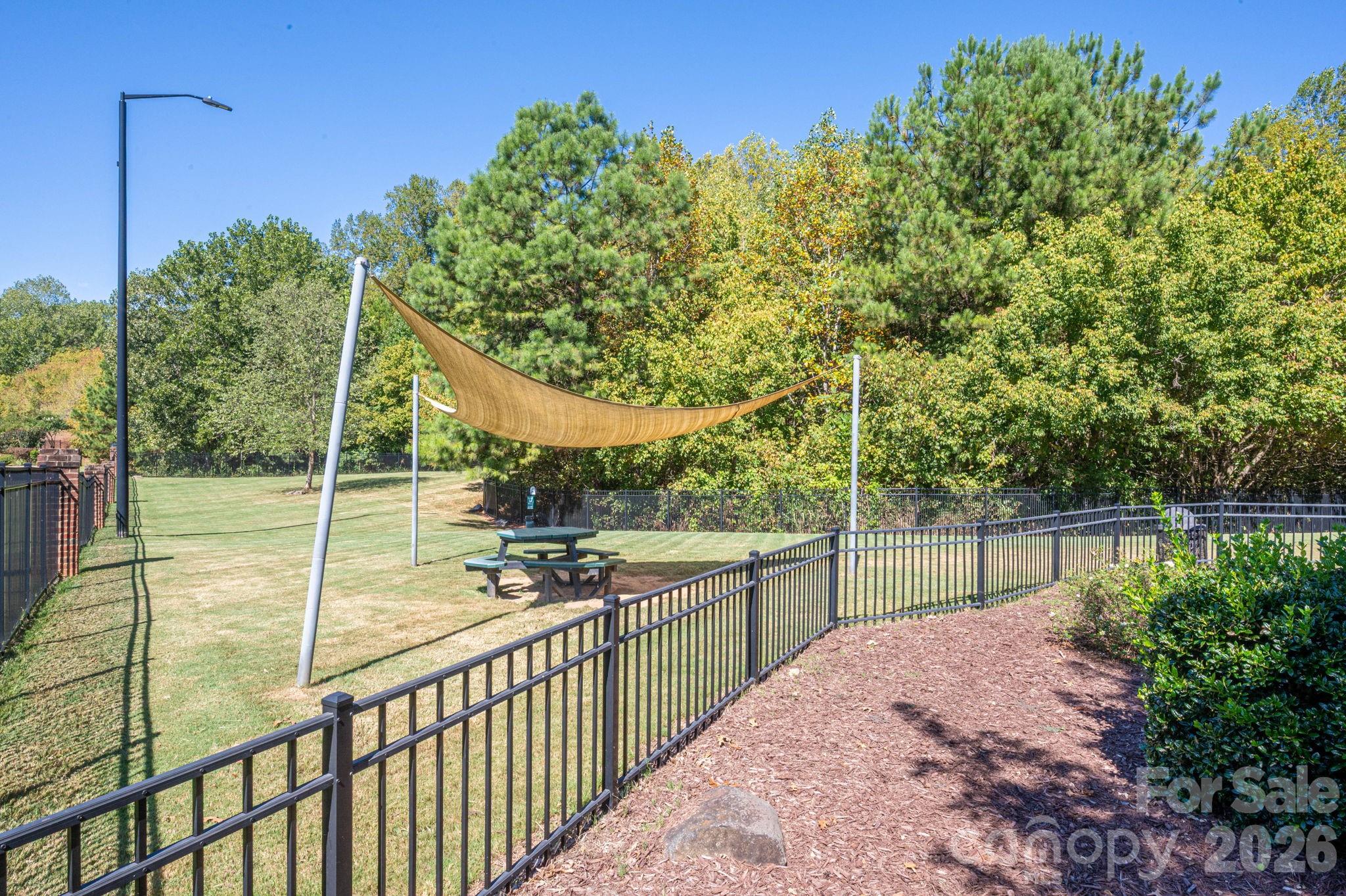 1231 Assembly Street Property Photo 38