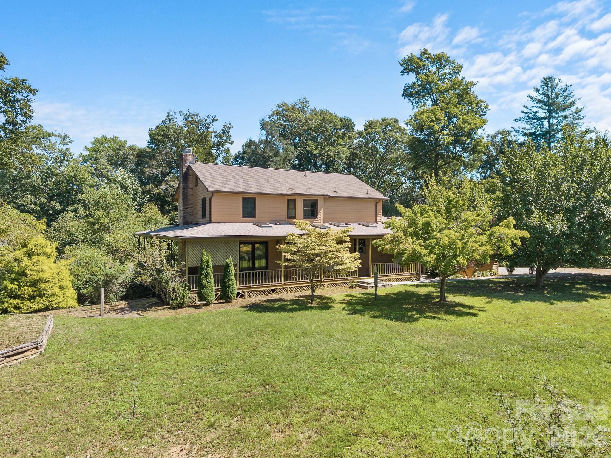 220 Wingfield Way Property Photo 8
