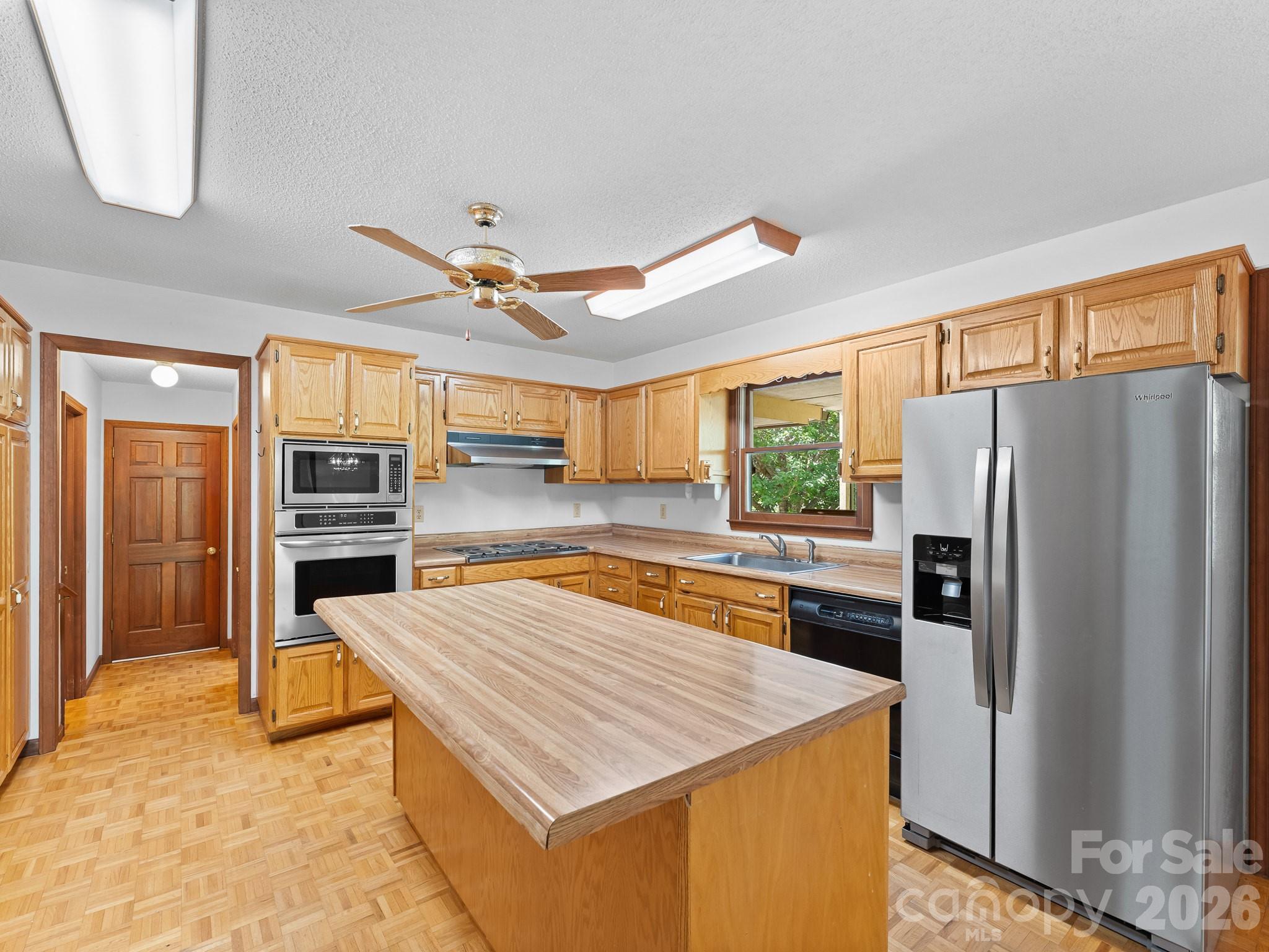 220 Wingfield Way Property Photo 18
