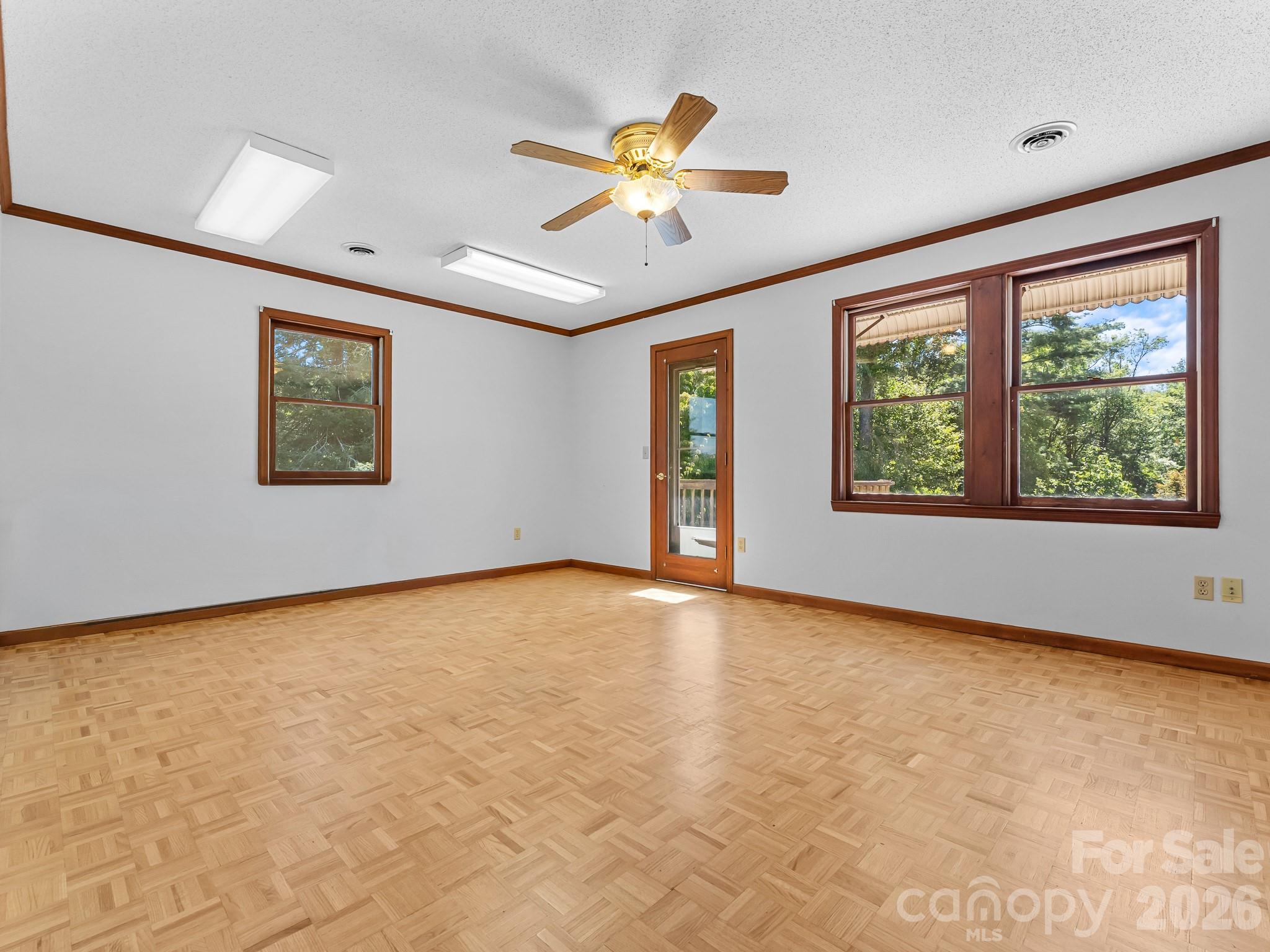 220 Wingfield Way Property Photo 25