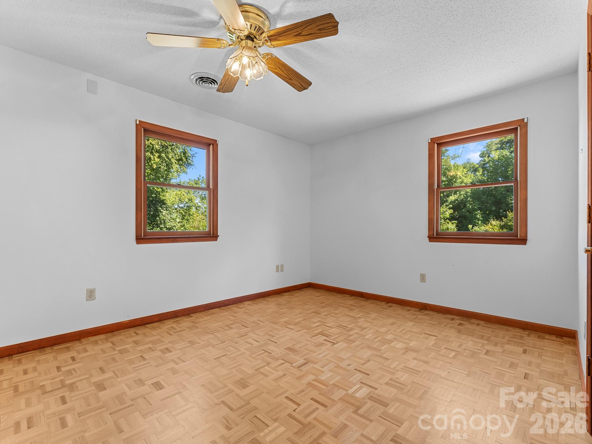 220 Wingfield Way Property Photo 34
