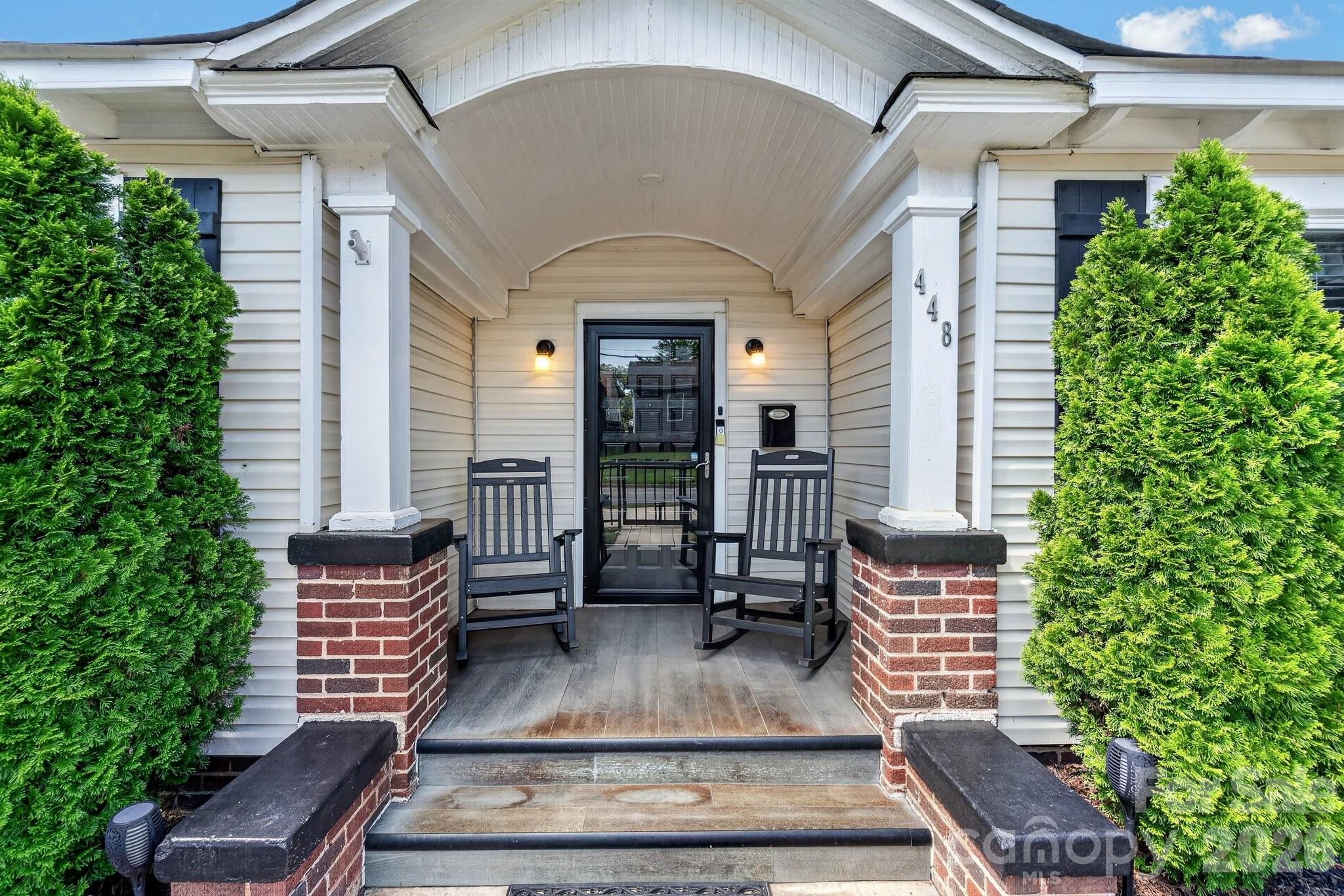 448 1st Street Property Photo 6