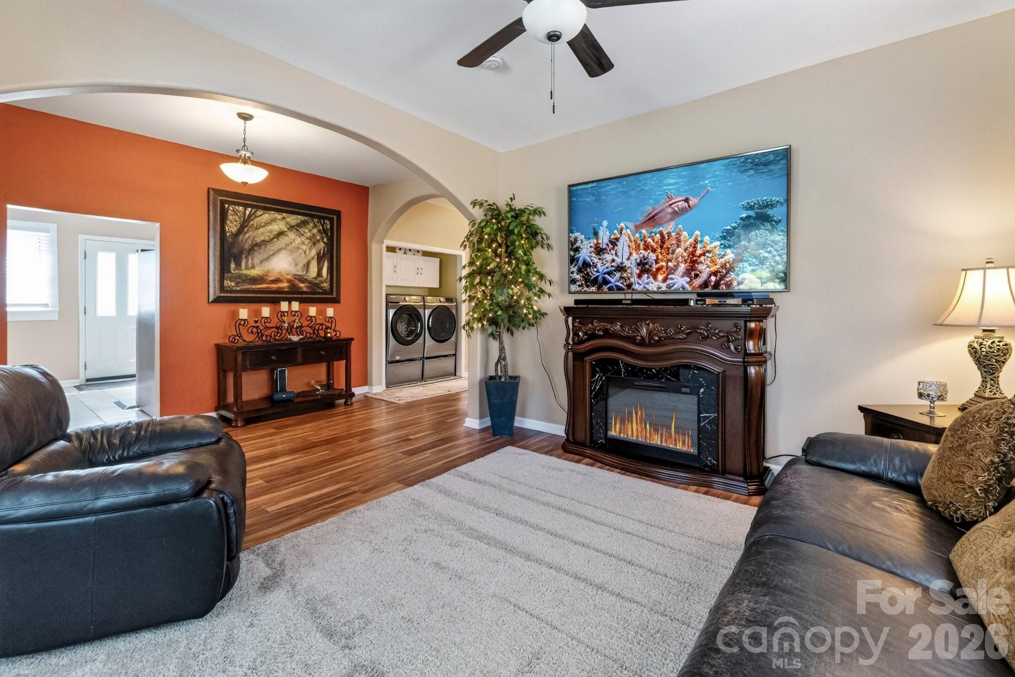 448 1st Street Property Photo 10