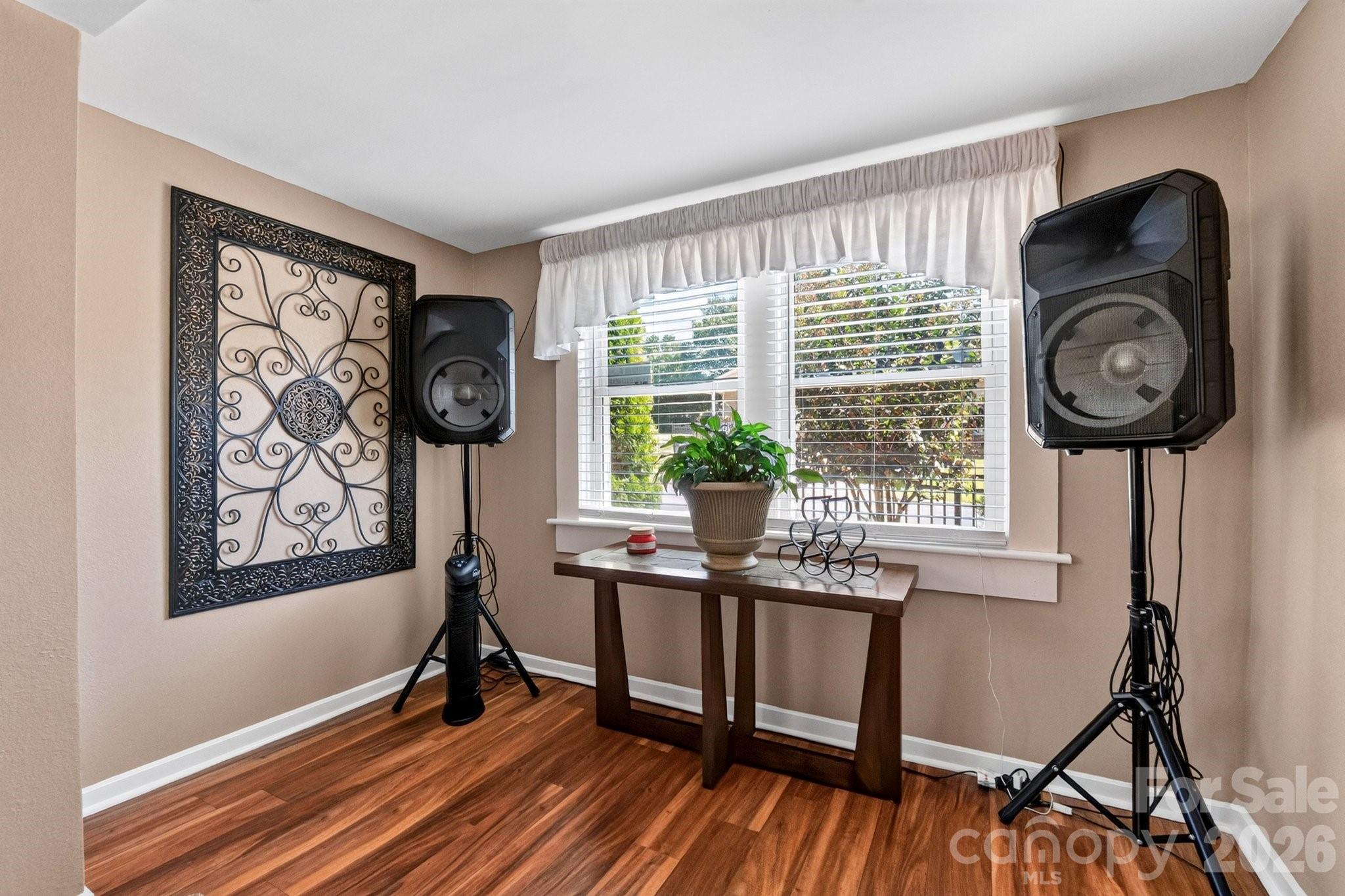 448 1st Street Property Photo 13