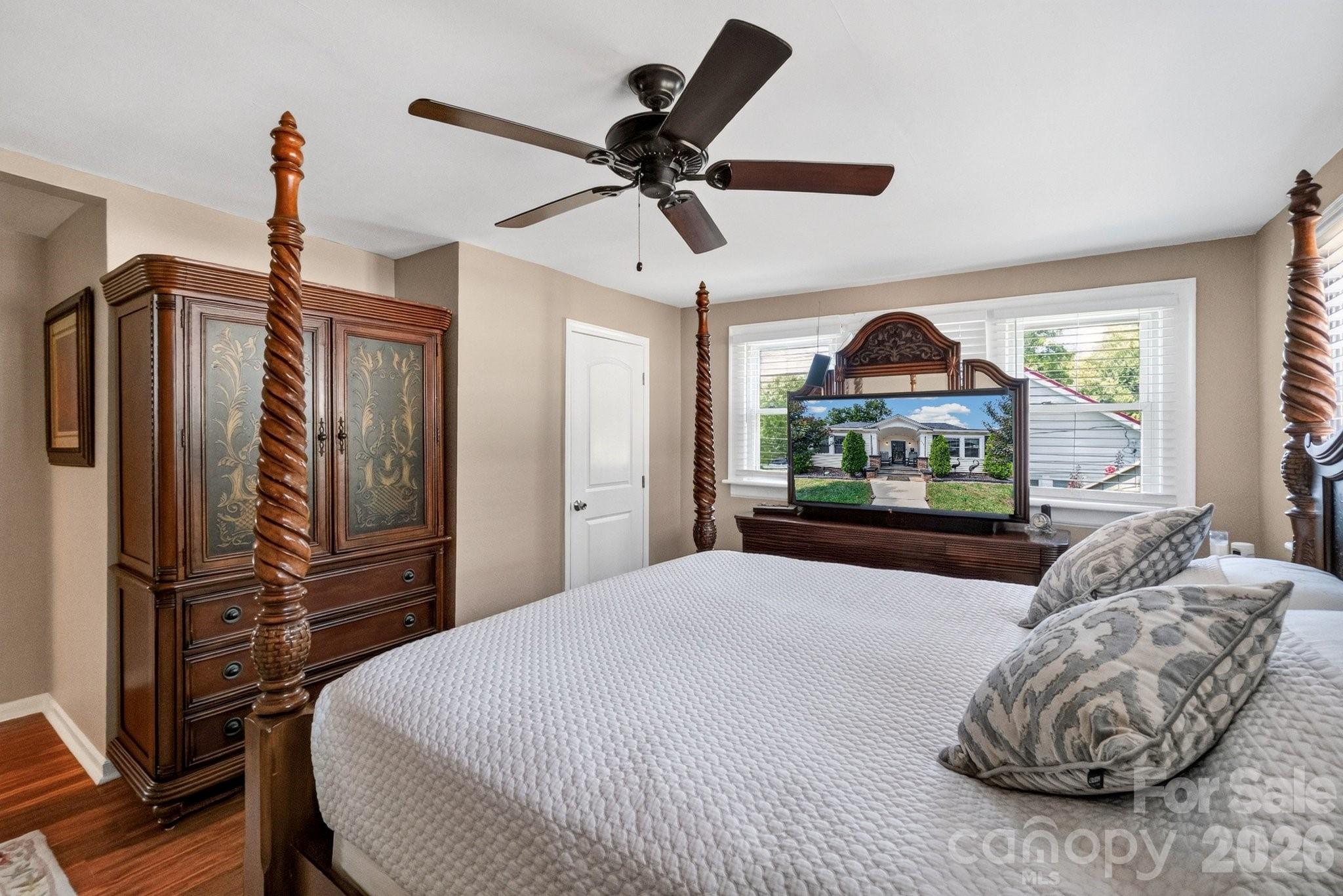 448 1st Street Property Photo 21