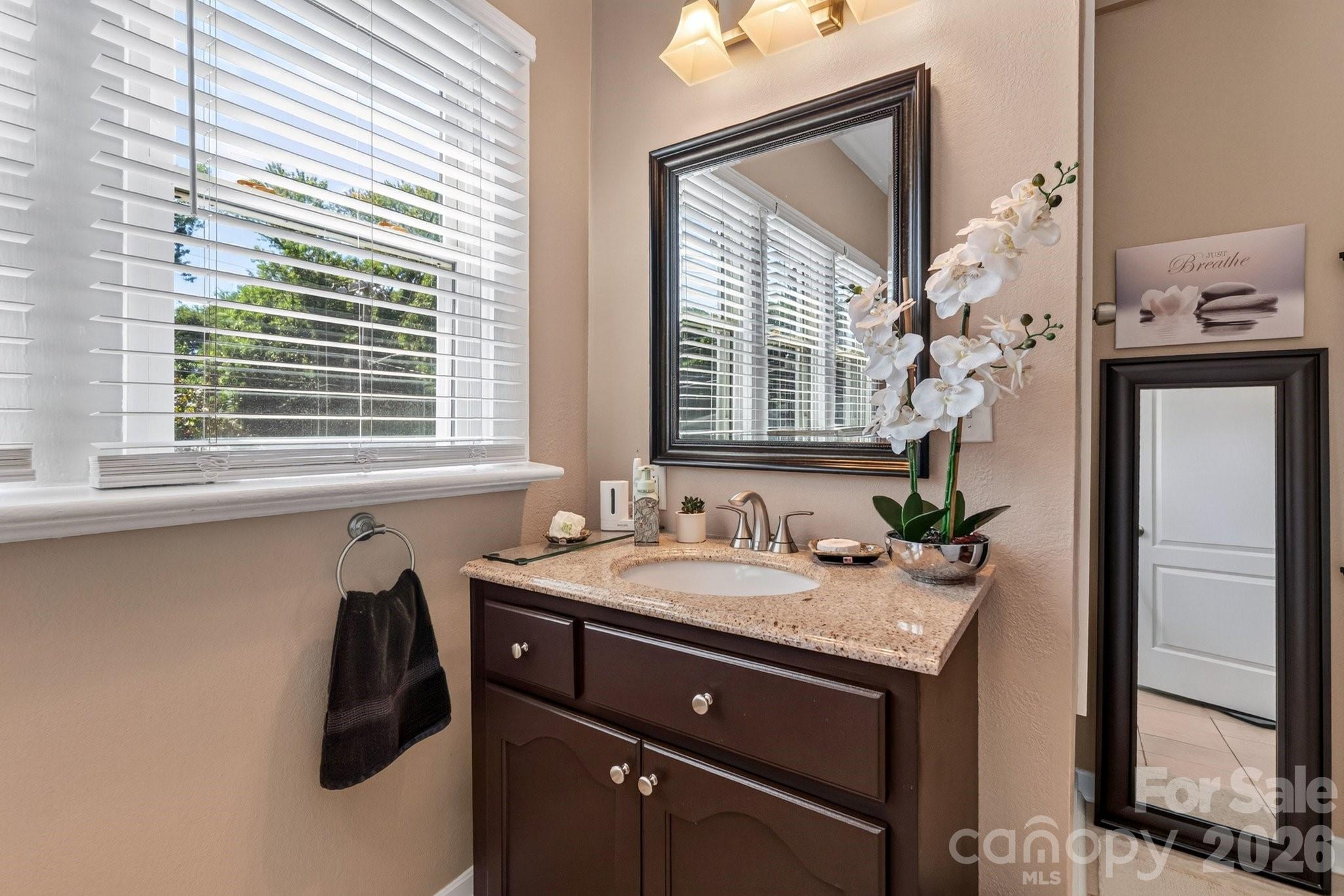 448 1st Street Property Photo 24