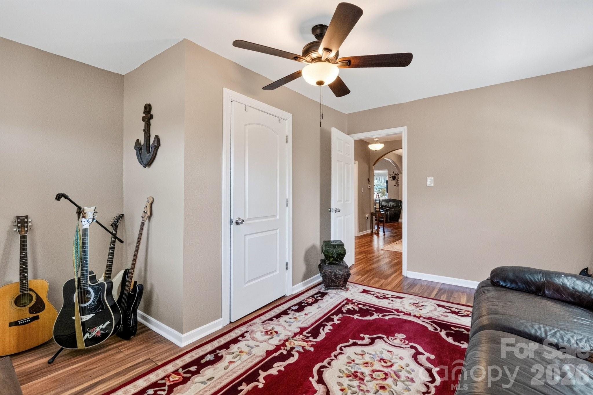 448 1st Street Property Photo 29