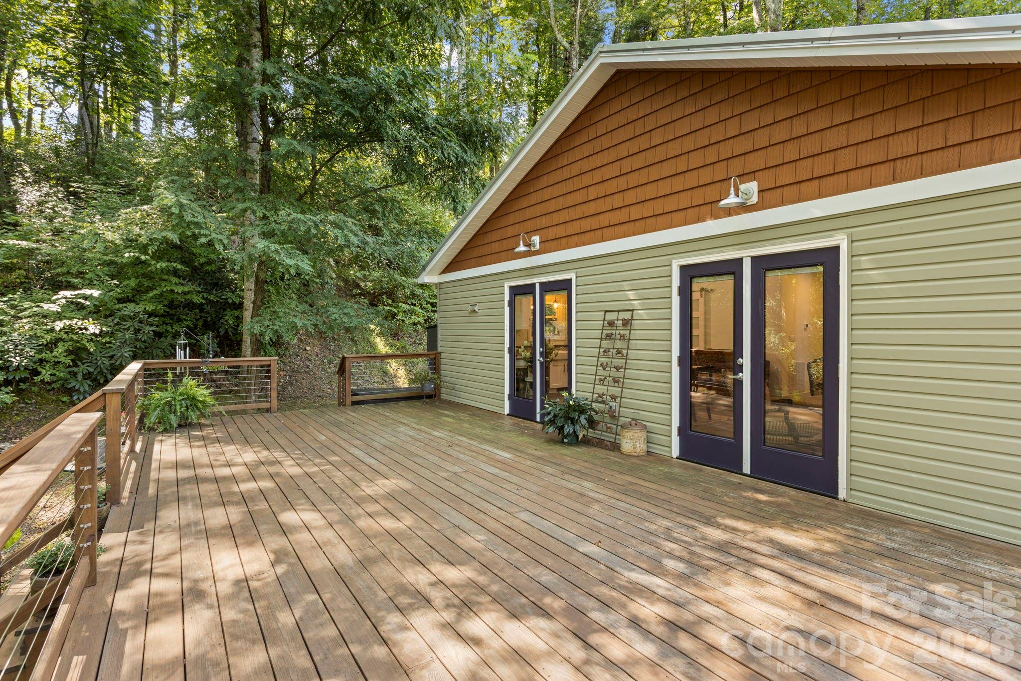 400 Laurel Drive Property Photo 20