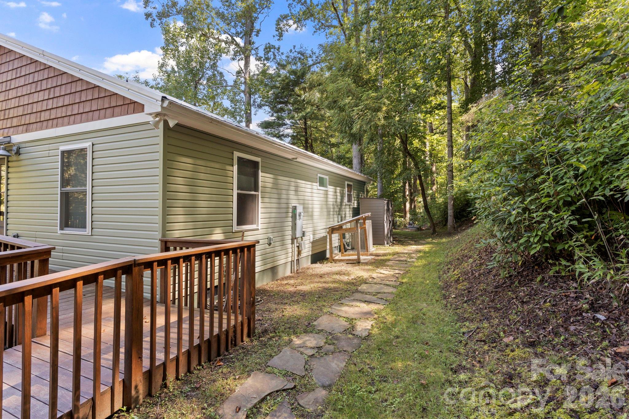 400 Laurel Drive Property Photo 31