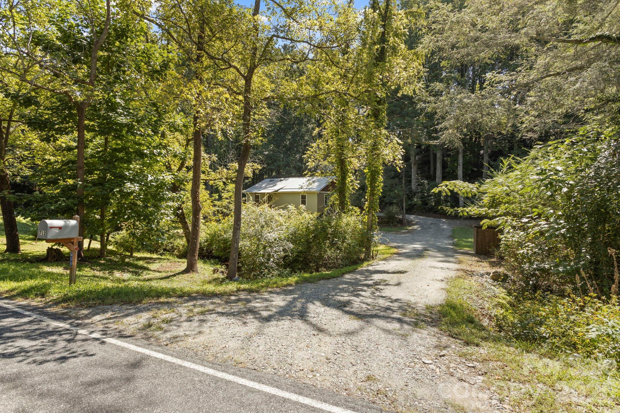 400 Laurel Drive Property Photo 45