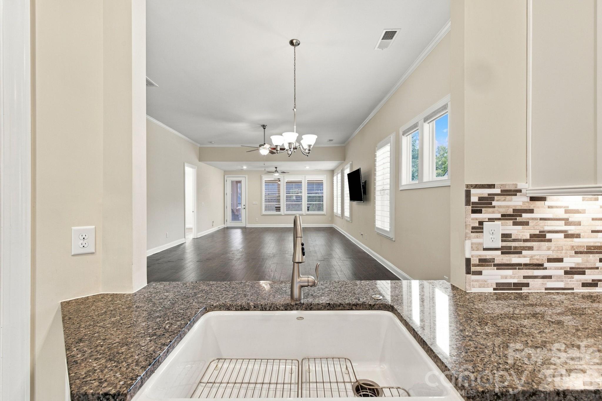 8407 Festival Way Property Photo 16
