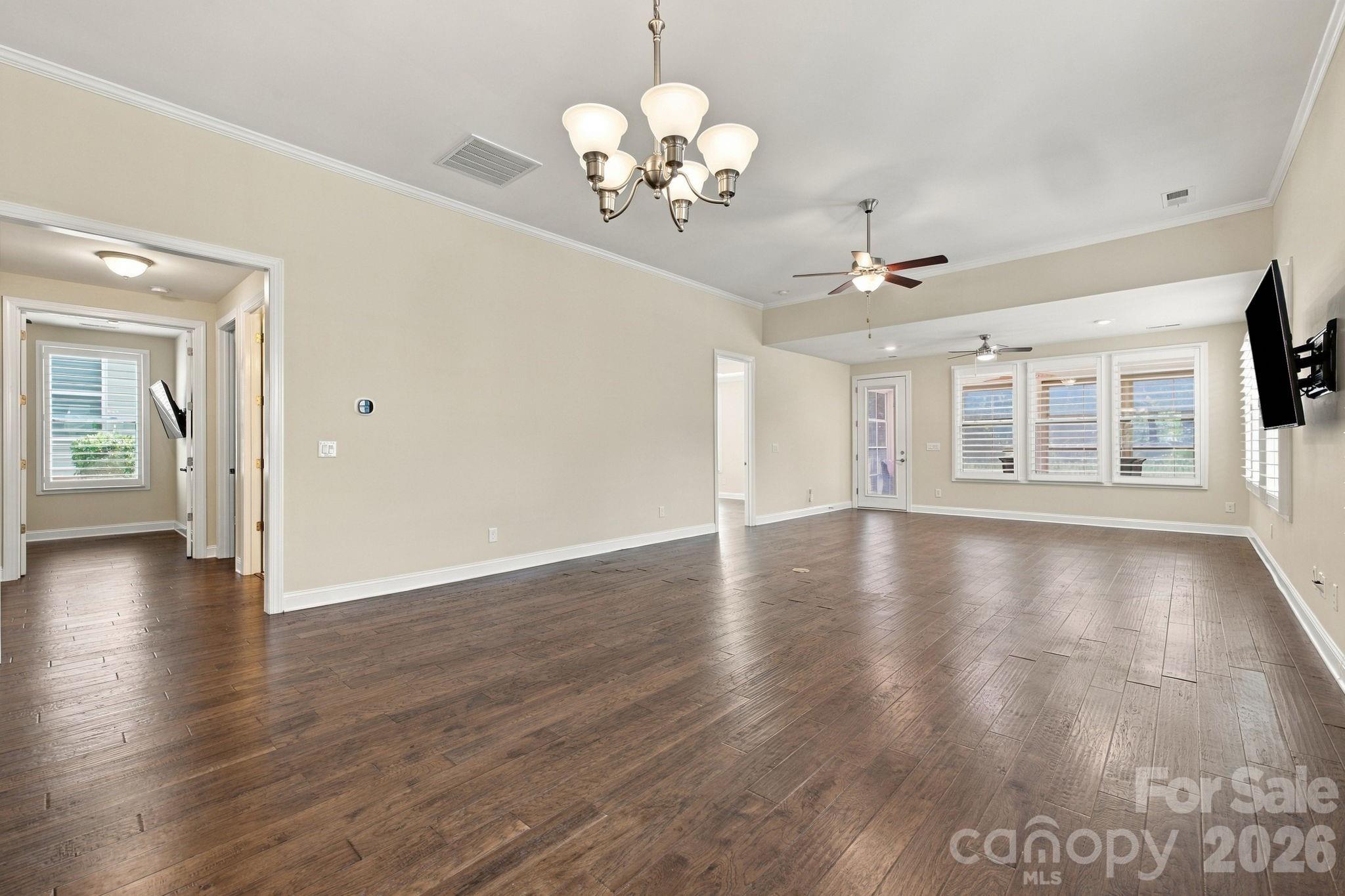 8407 Festival Way Property Photo 20