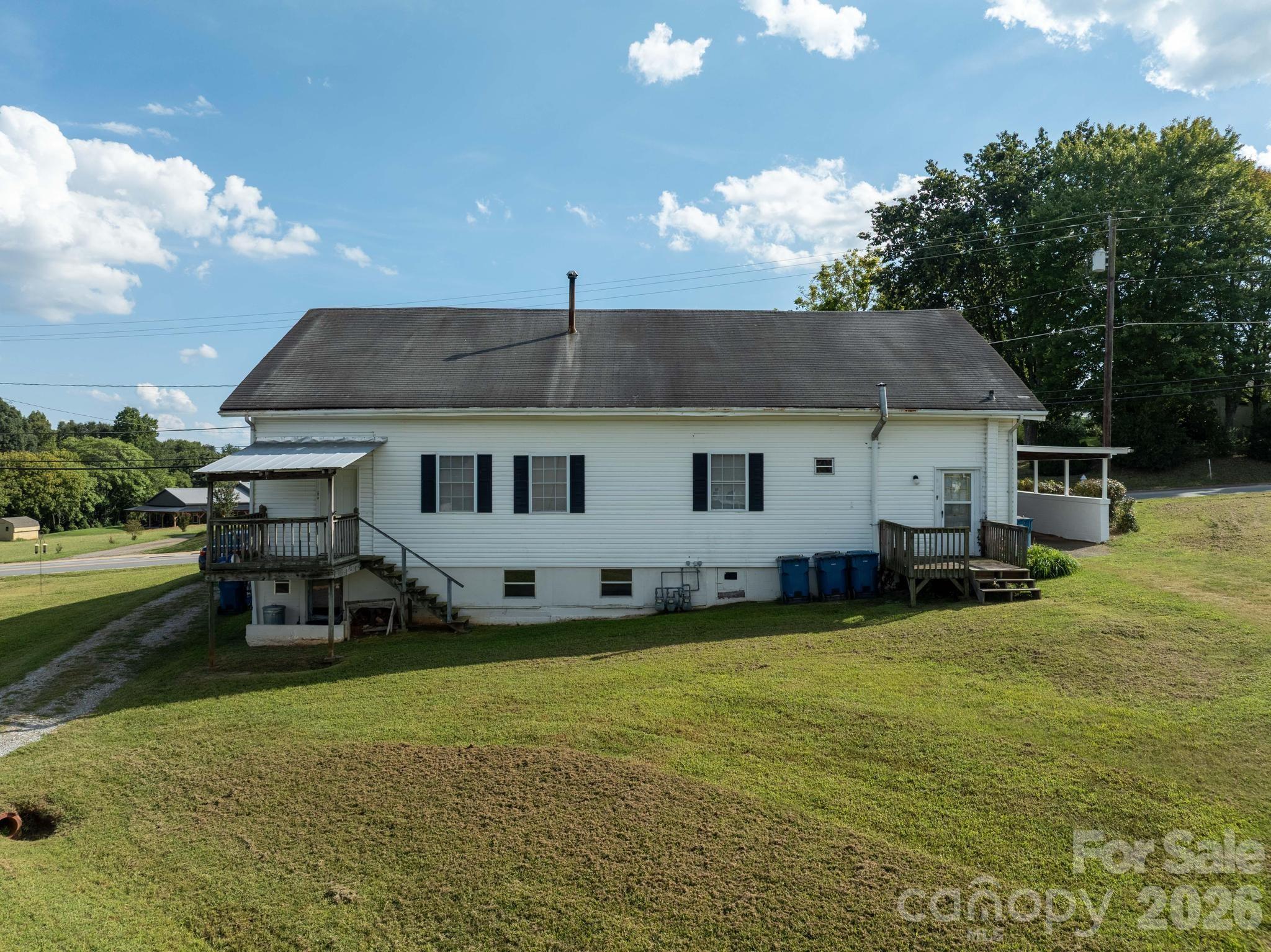84 Falls Avenue Property Photo 1