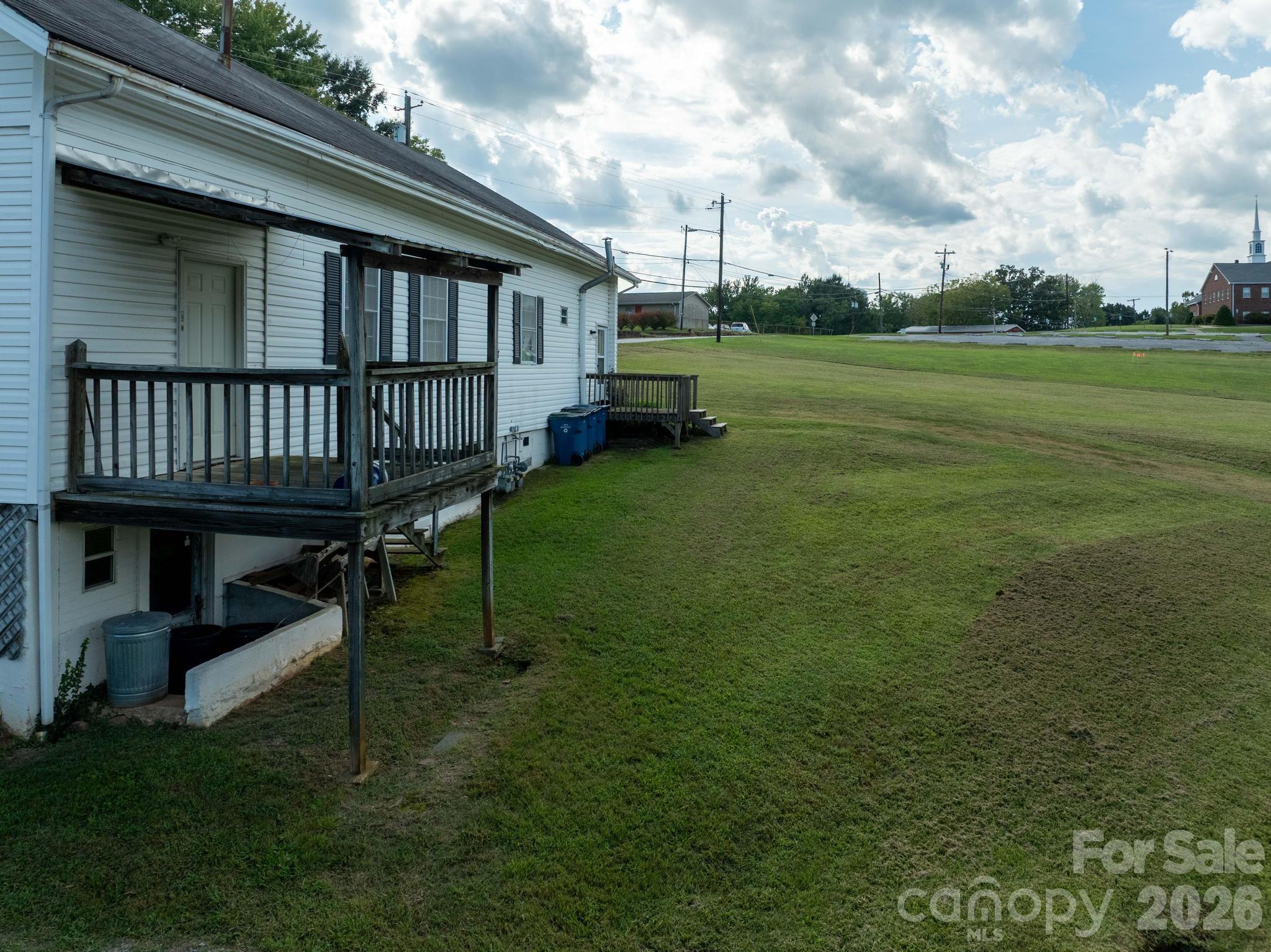 84 Falls Avenue Property Photo 10