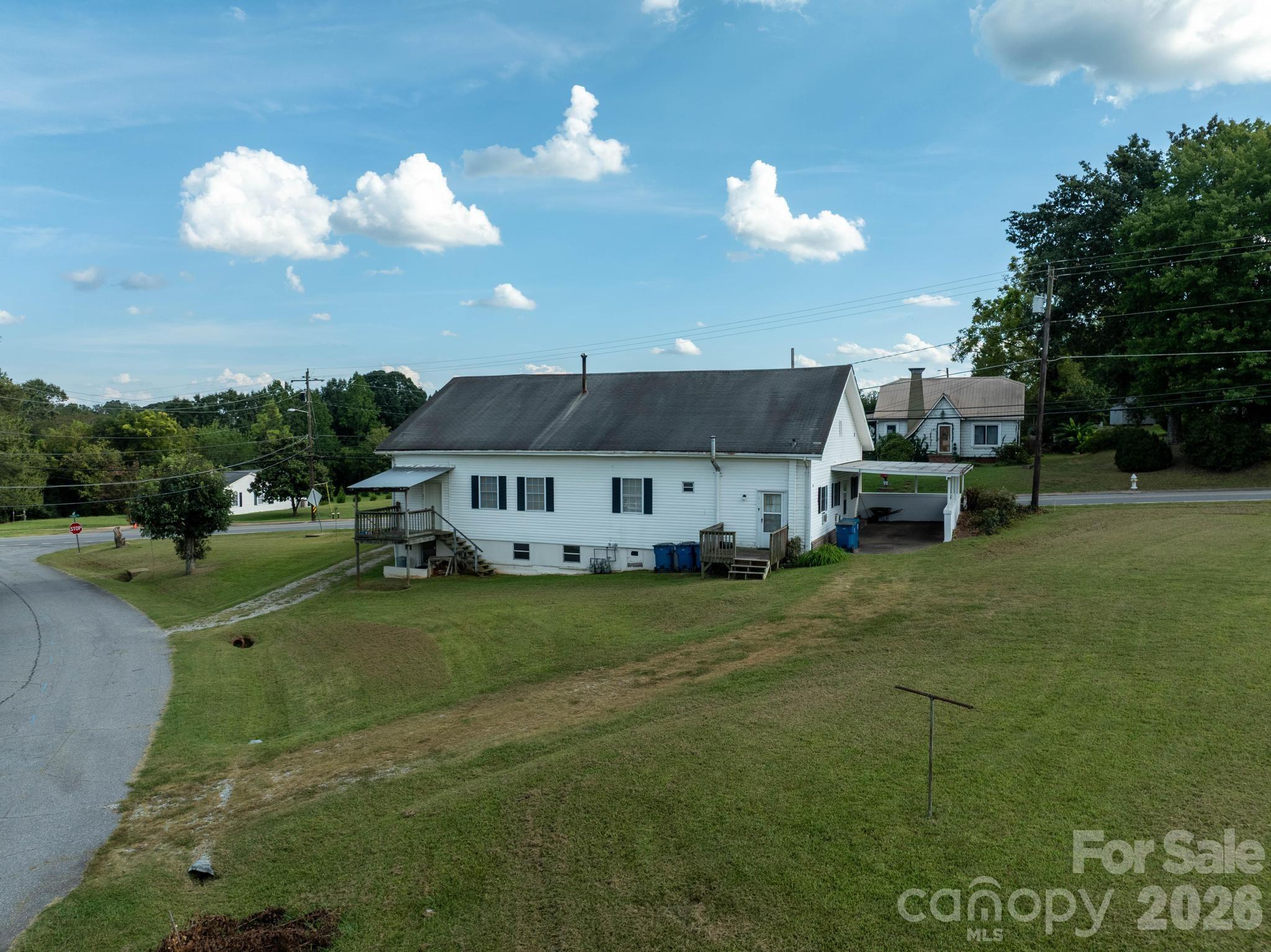 84 Falls Avenue Property Photo 12