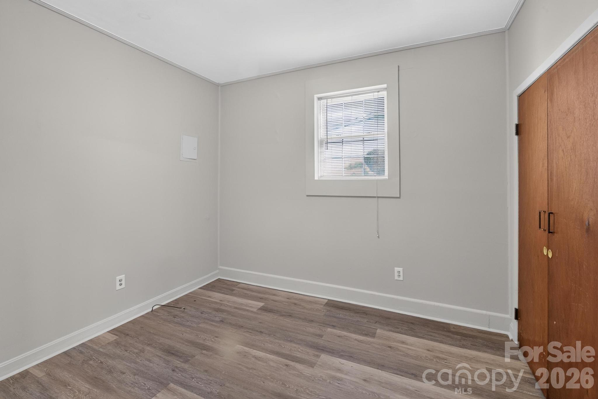 84 Falls Avenue Property Photo 25