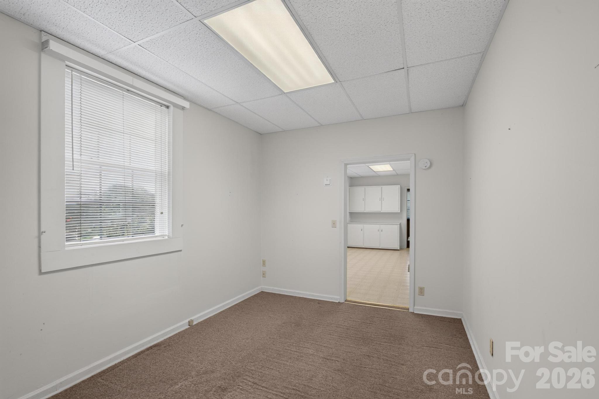 84 Falls Avenue Property Photo 33