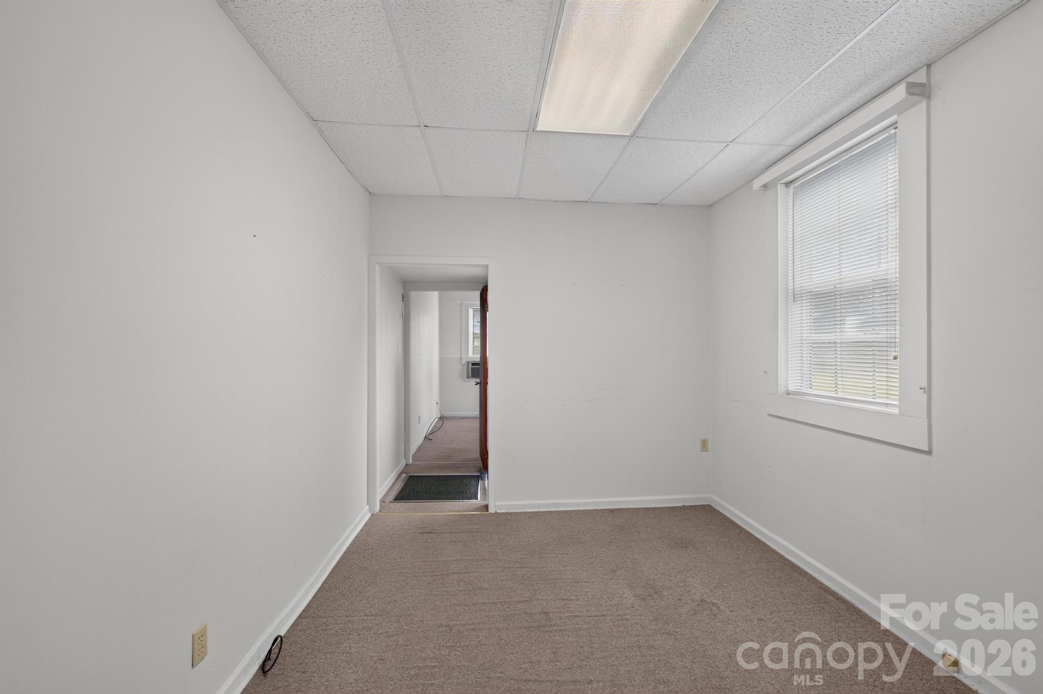 84 Falls Avenue Property Photo 34