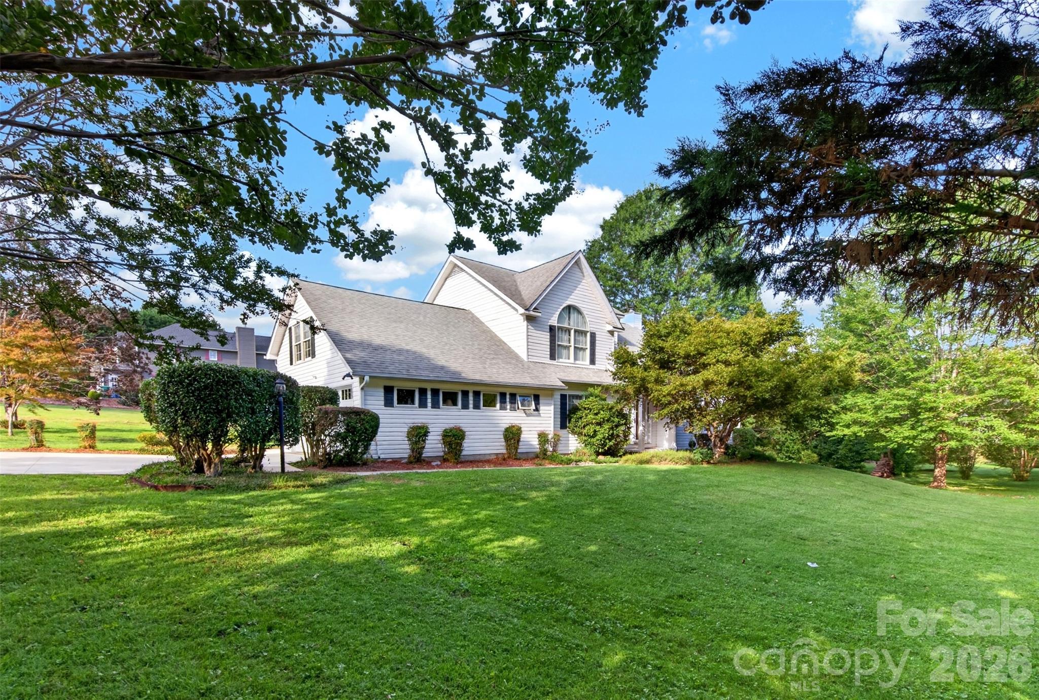 69 Sunwest Drive Property Photo 1