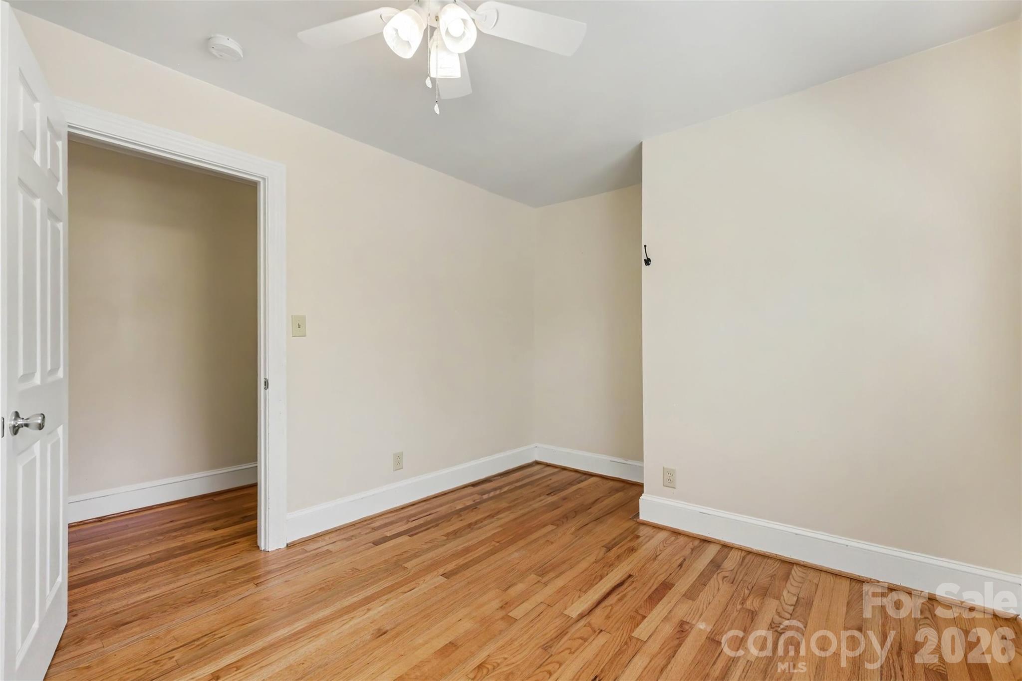 827 Ferndale Drive Property Photo 22