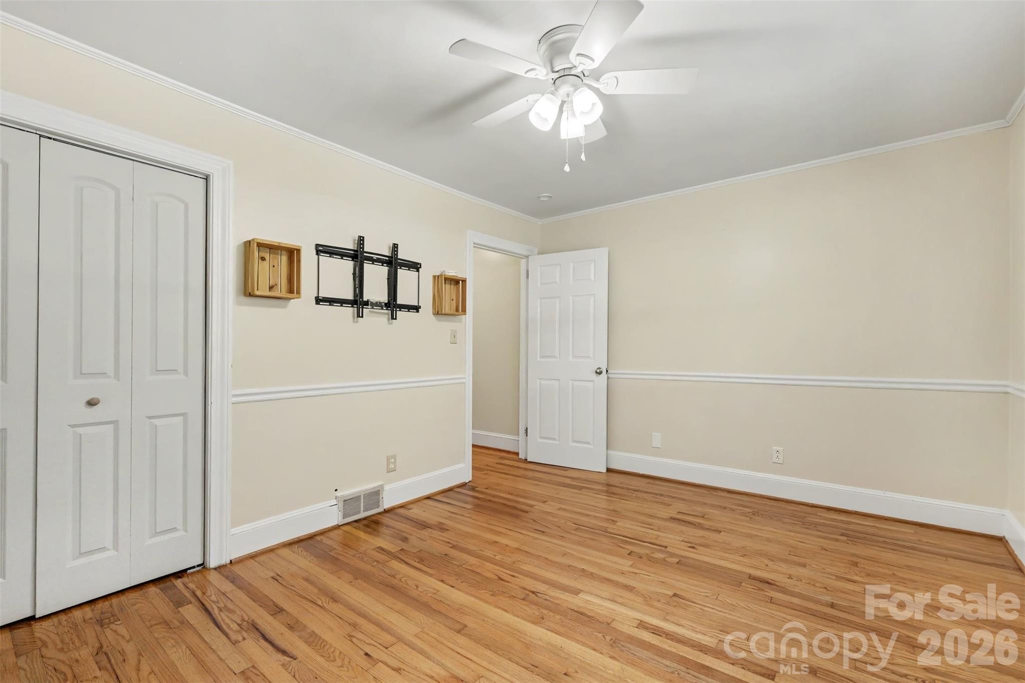 827 Ferndale Drive Property Photo 27