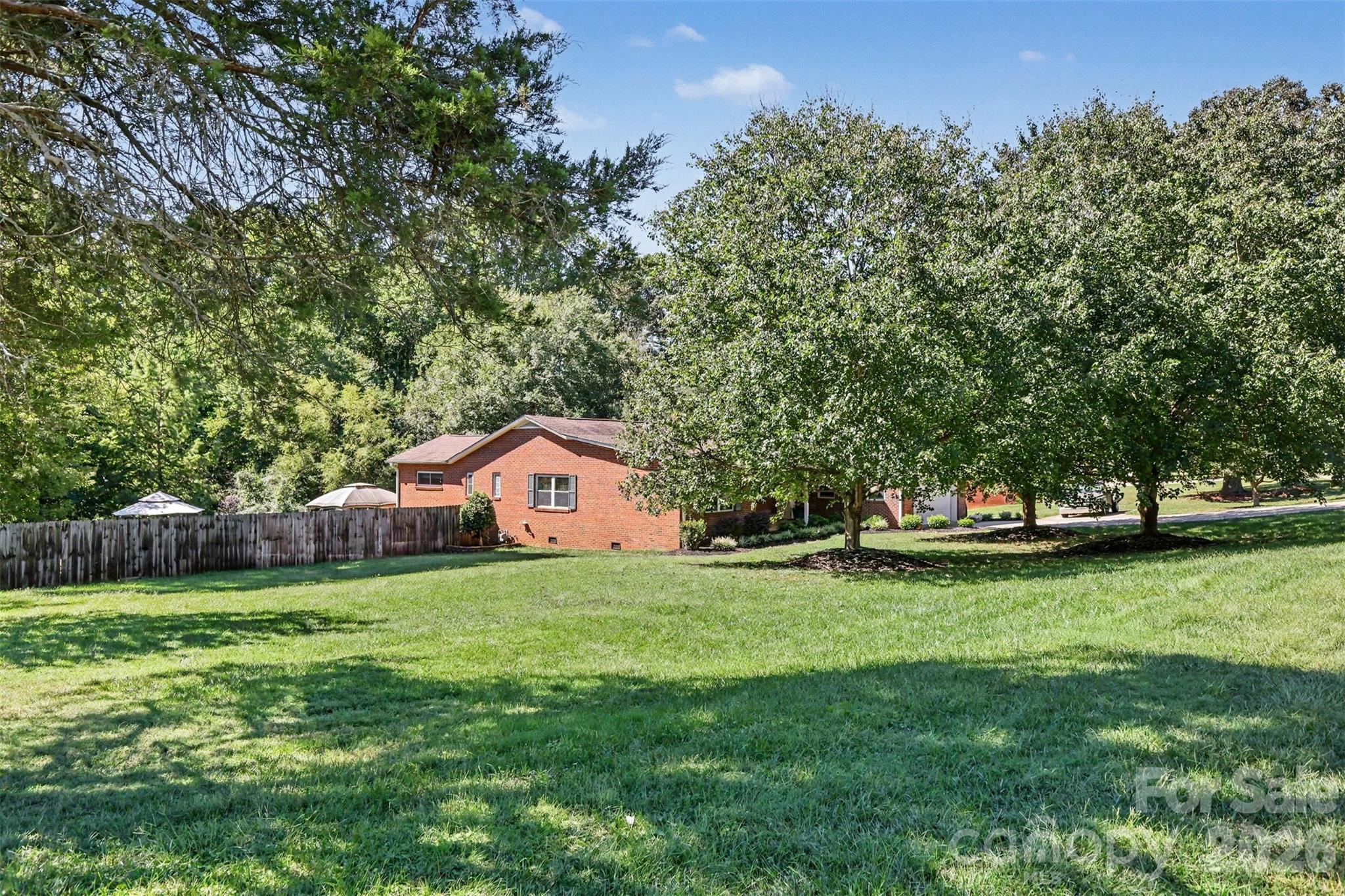 827 Ferndale Drive Property Photo 41