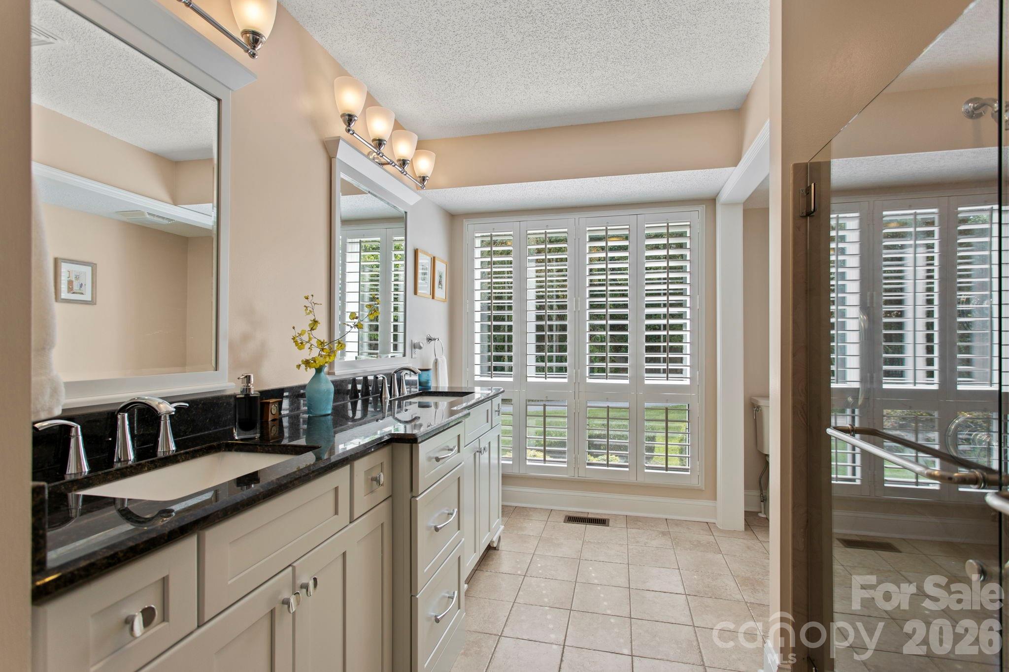 414 Ledgemont Court Property Photo 19