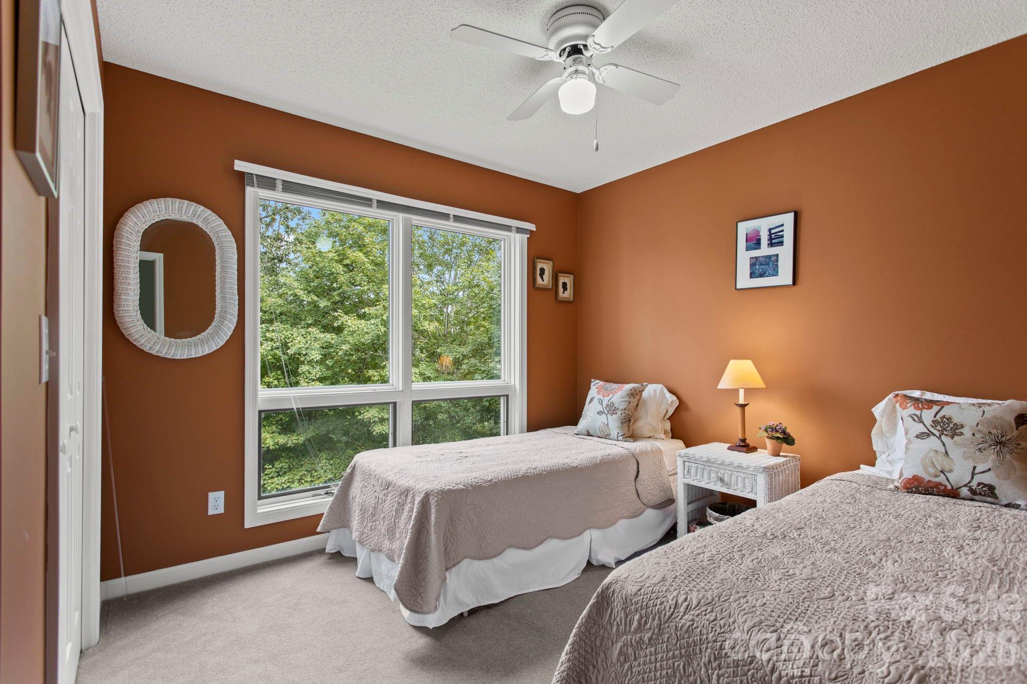 414 Ledgemont Court Property Photo 31