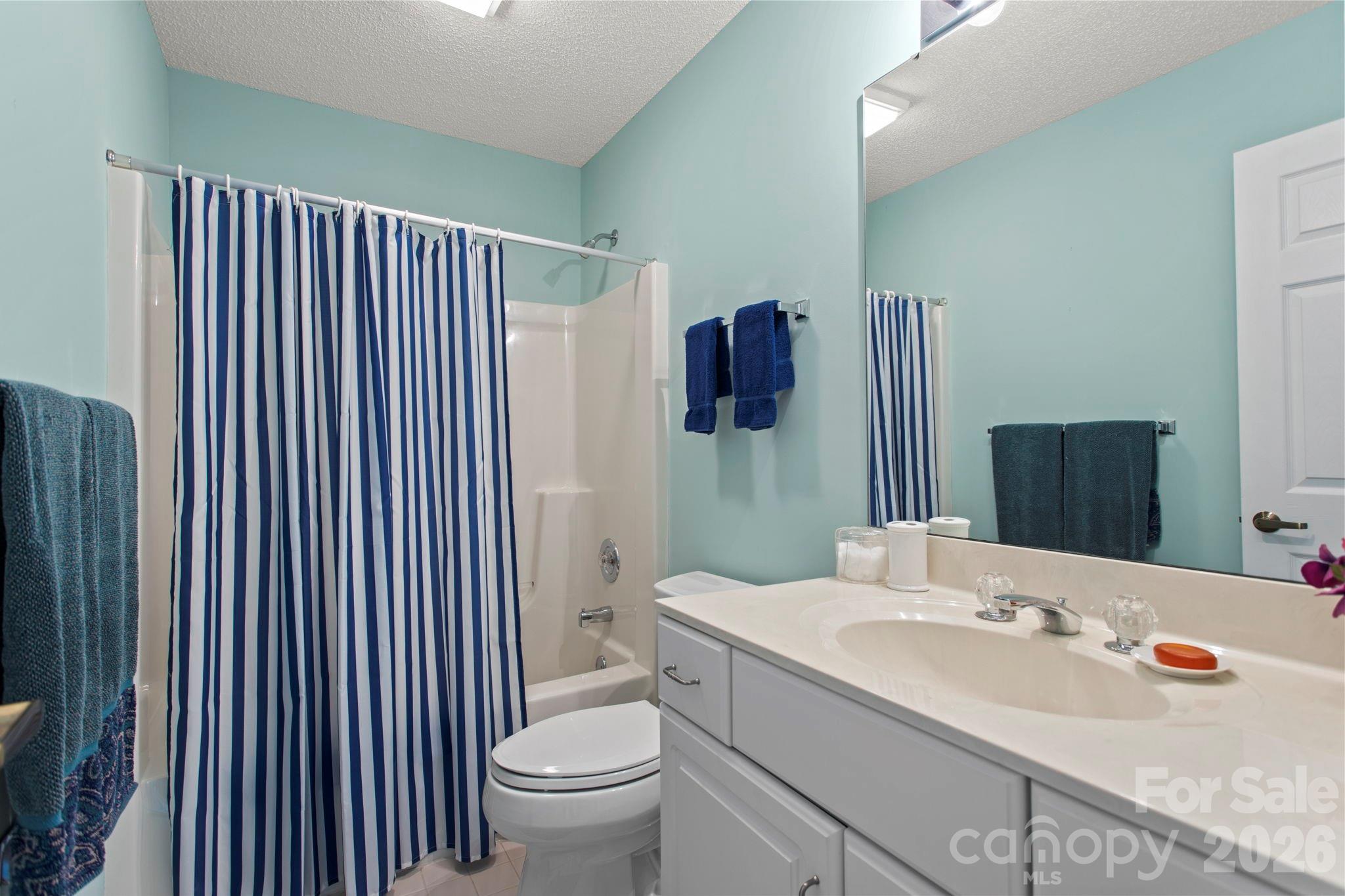 414 Ledgemont Court Property Photo 32