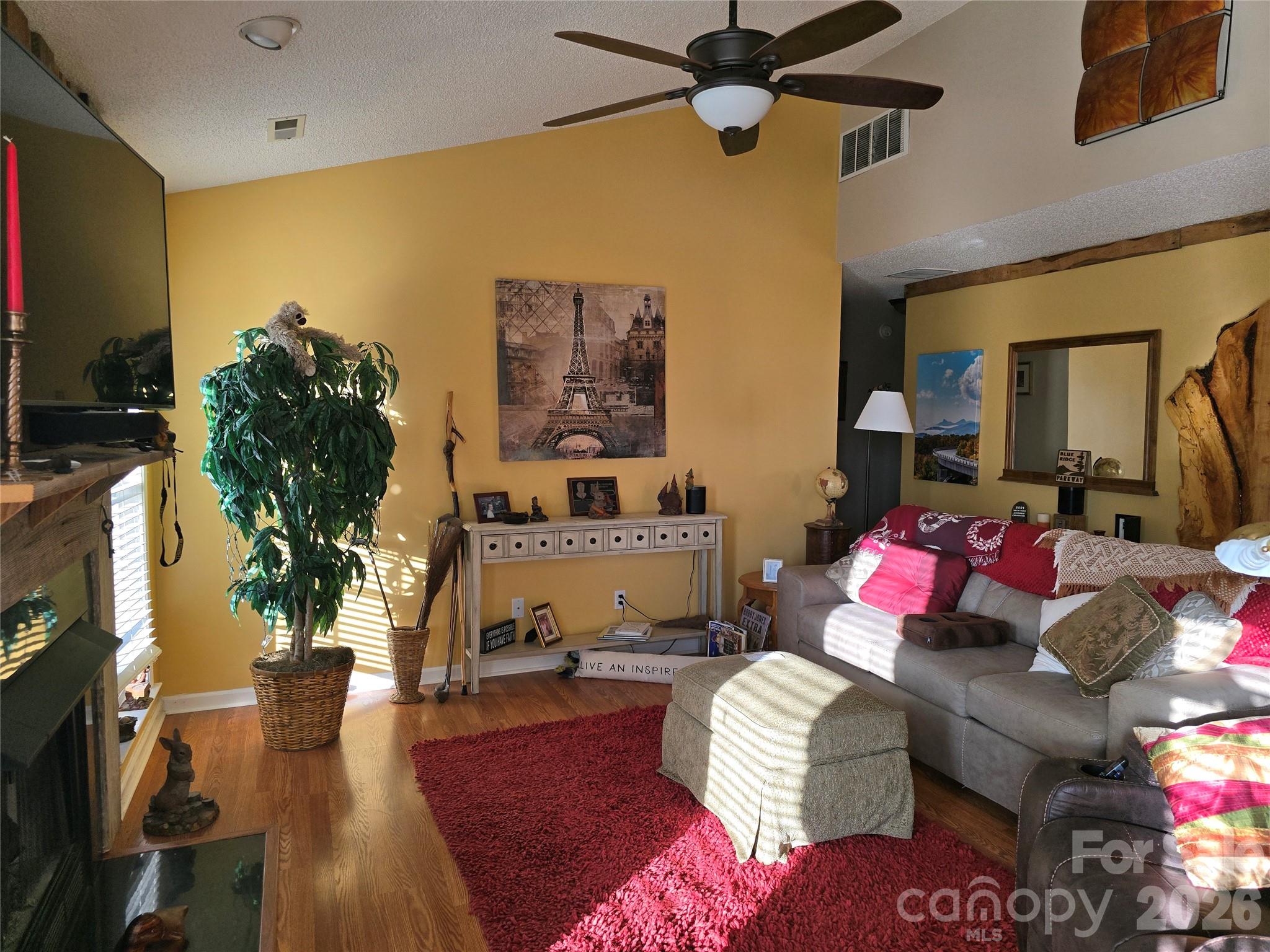 77 Stonehollow Road Property Photo 6