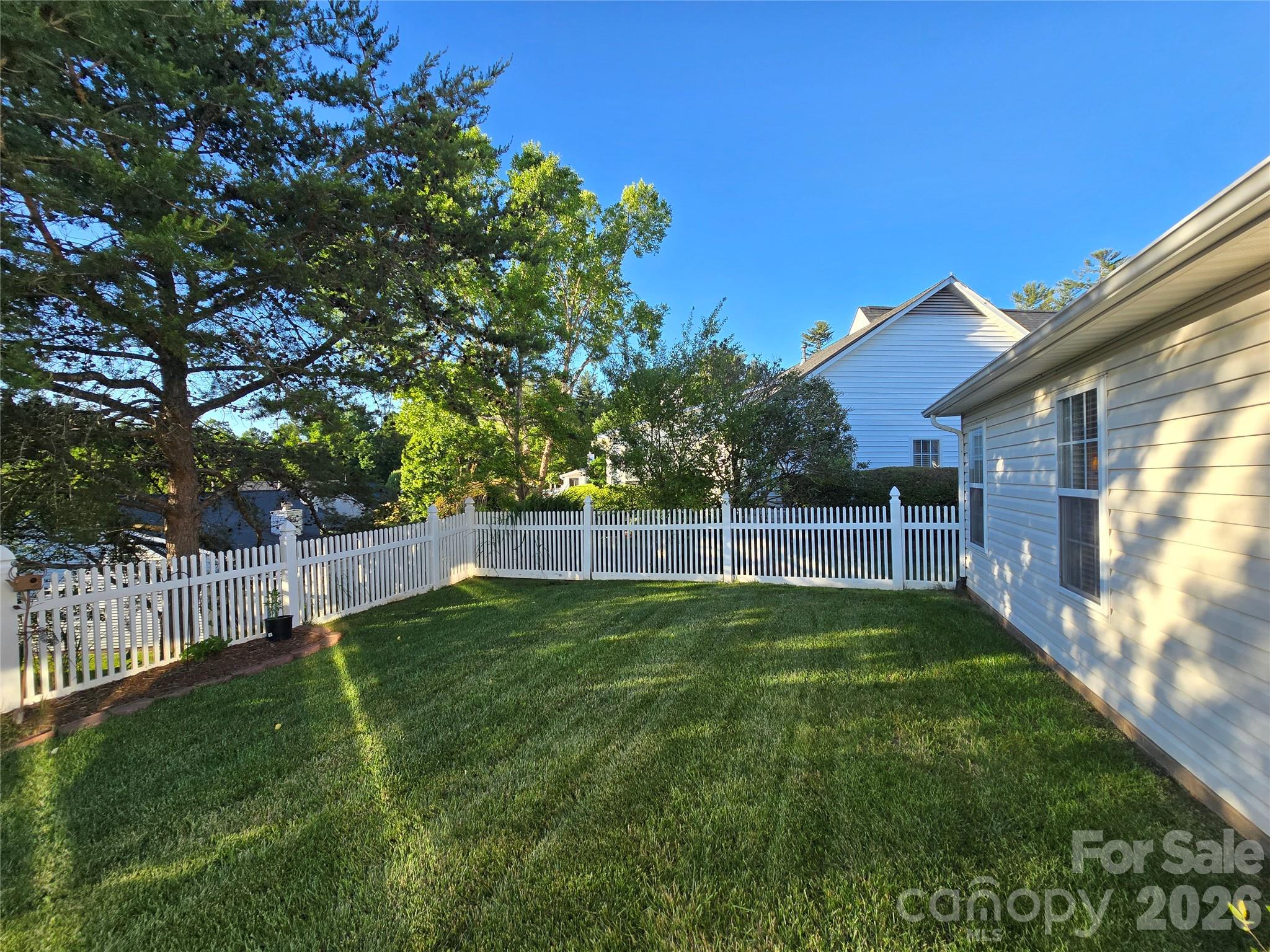 77 Stonehollow Road Property Photo 7