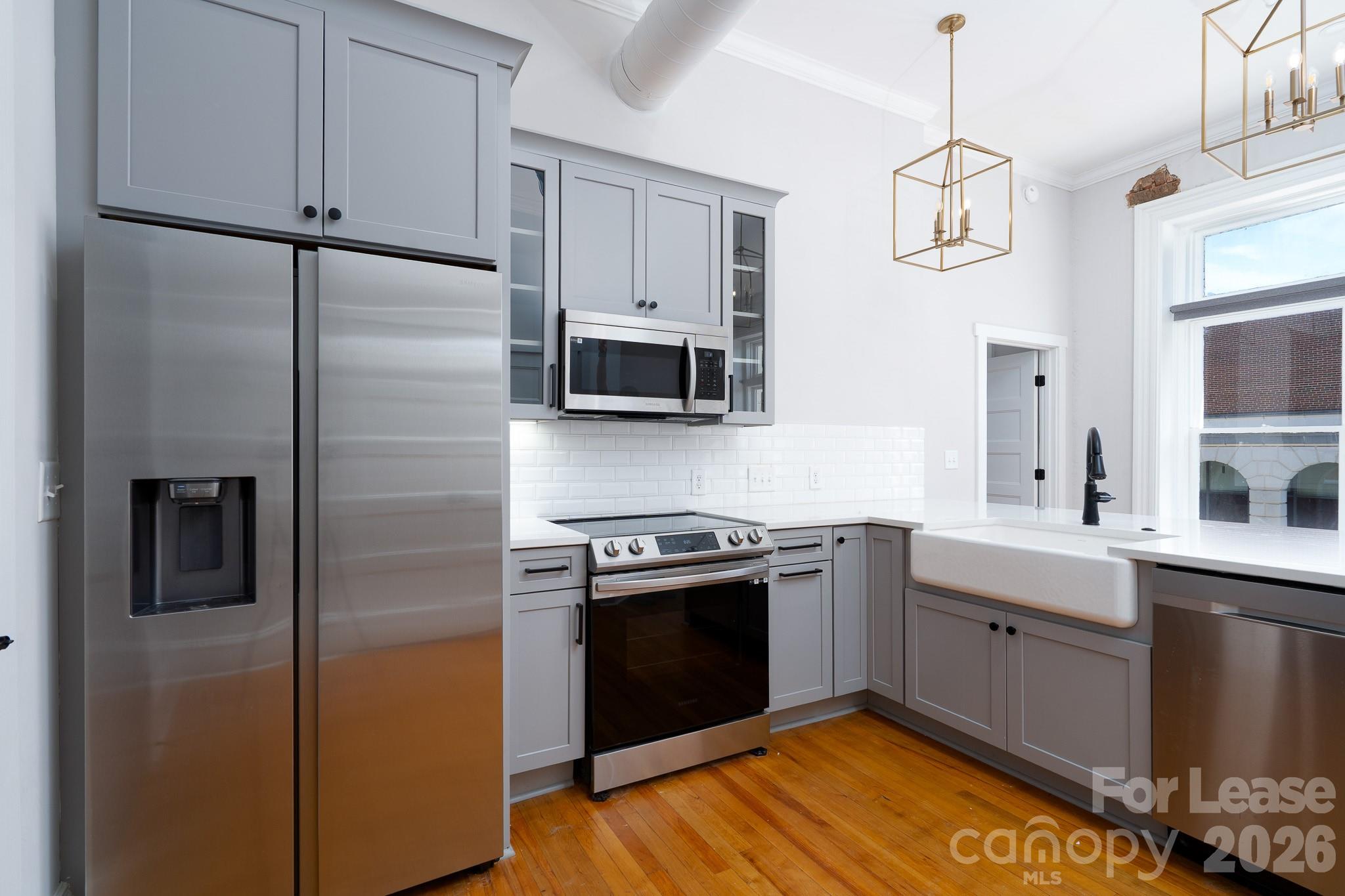 52 Union Street 205 Property Photo 2
