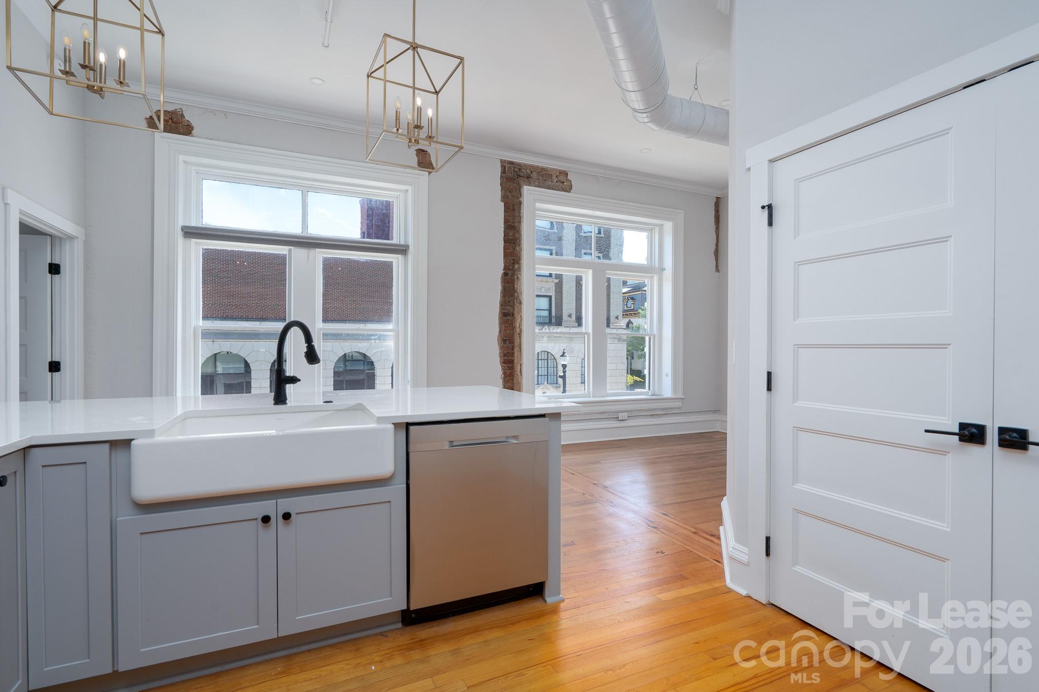 52 Union Street 205 Property Photo 3