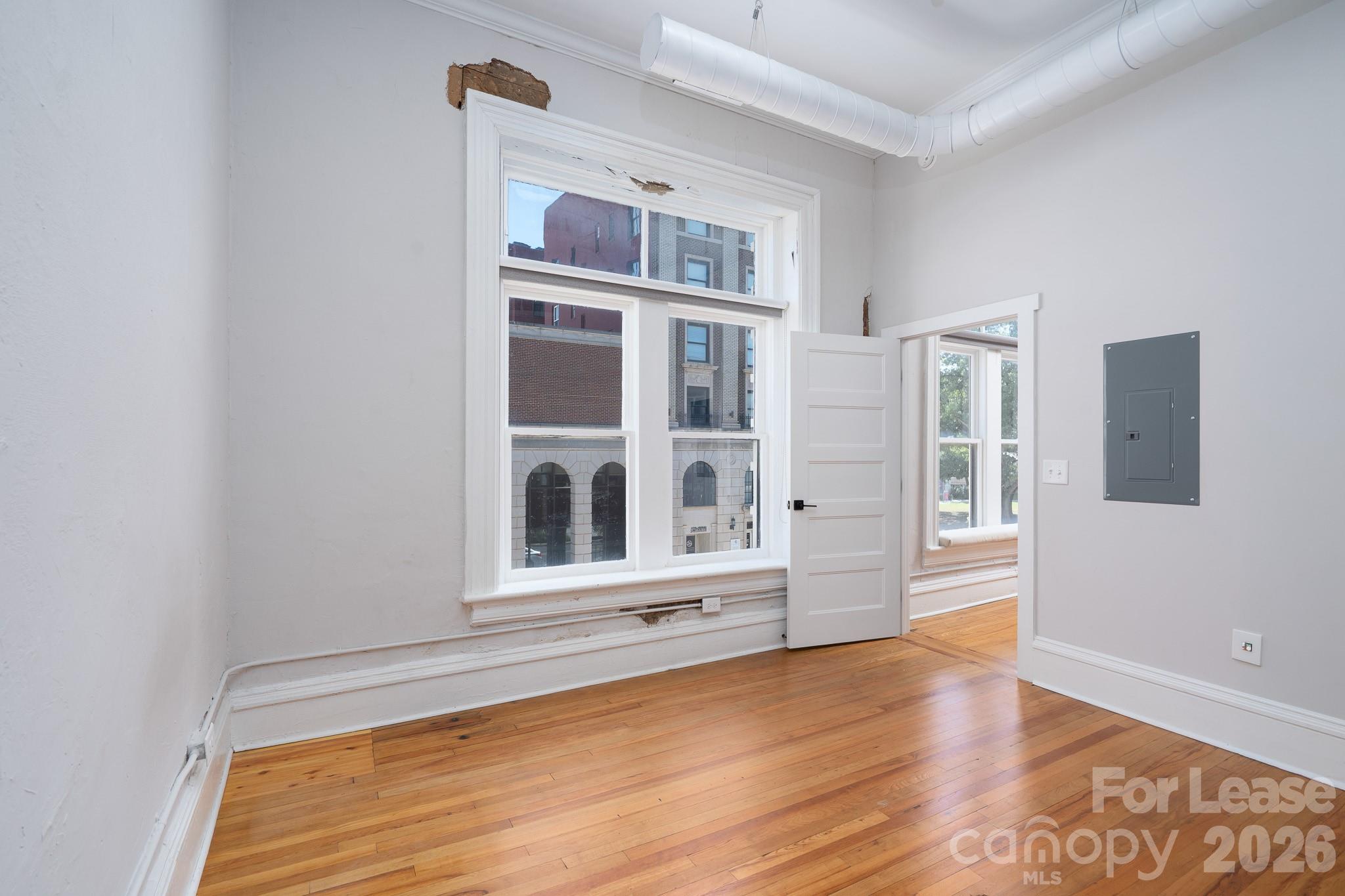 52 Union Street 205 Property Photo 9