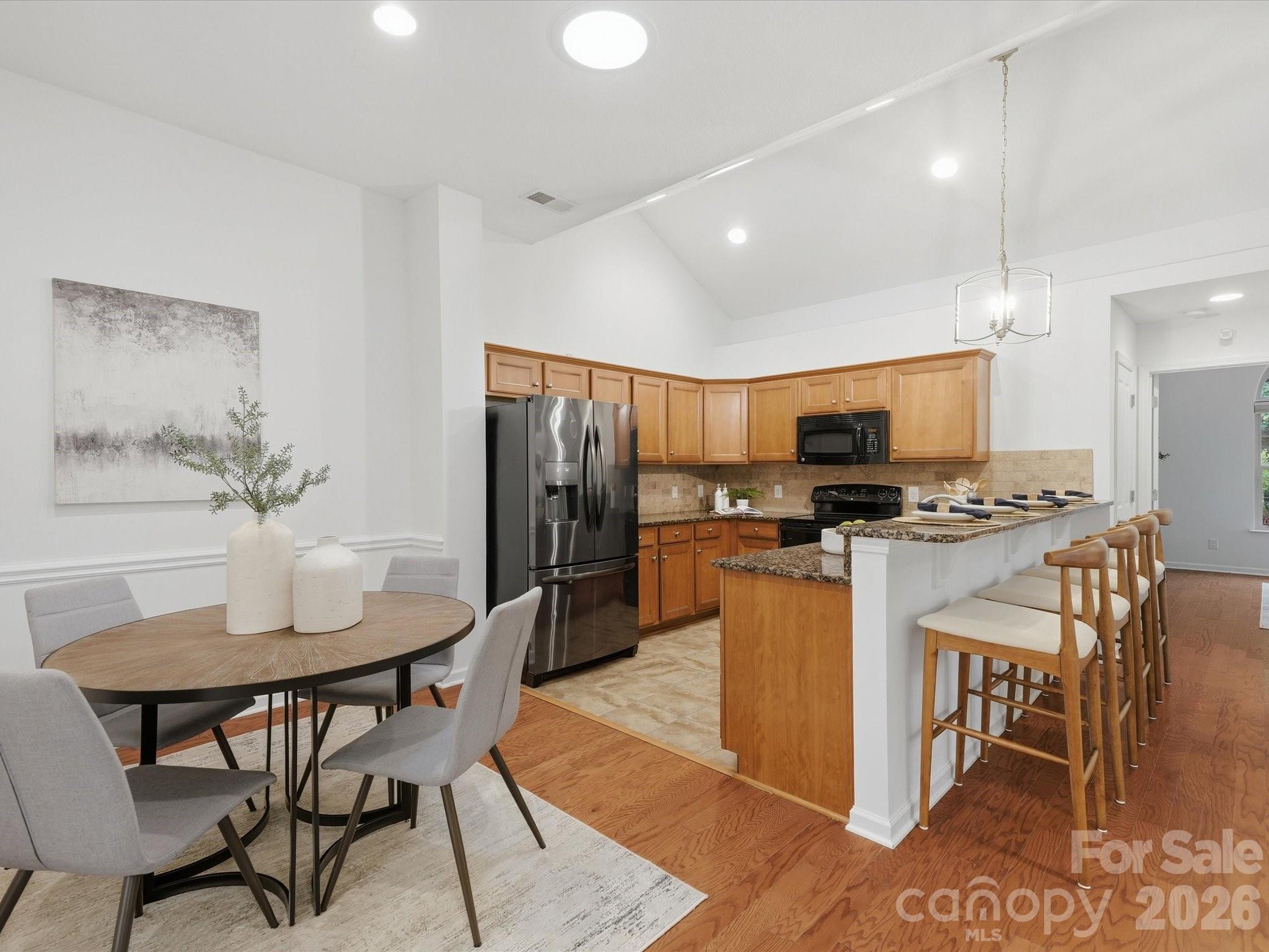 3546 S Bank Court Property Photo 11