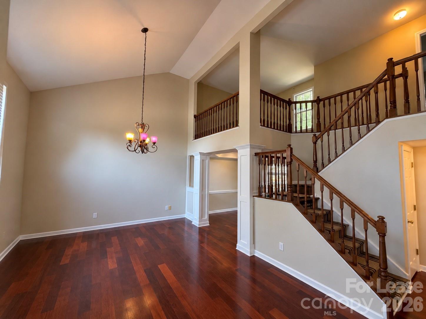 6803 Flat Creek Drive Property Photo 2