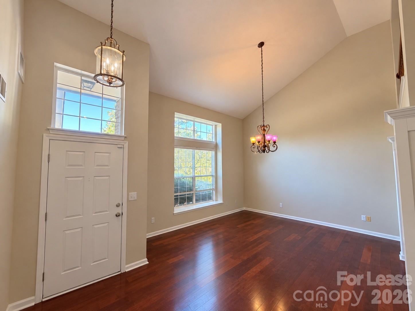6803 Flat Creek Drive Property Photo 3