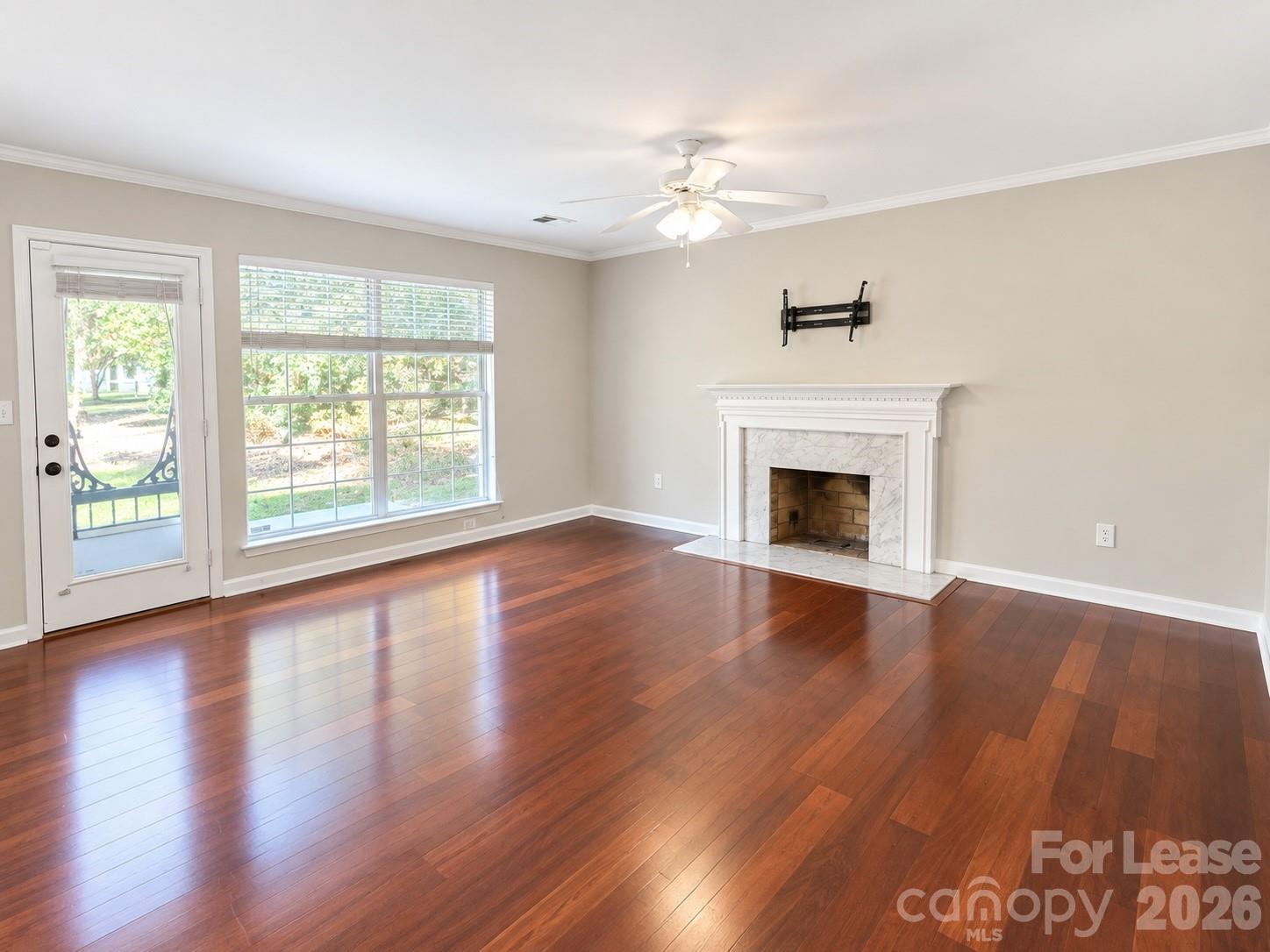 6803 Flat Creek Drive Property Photo 5