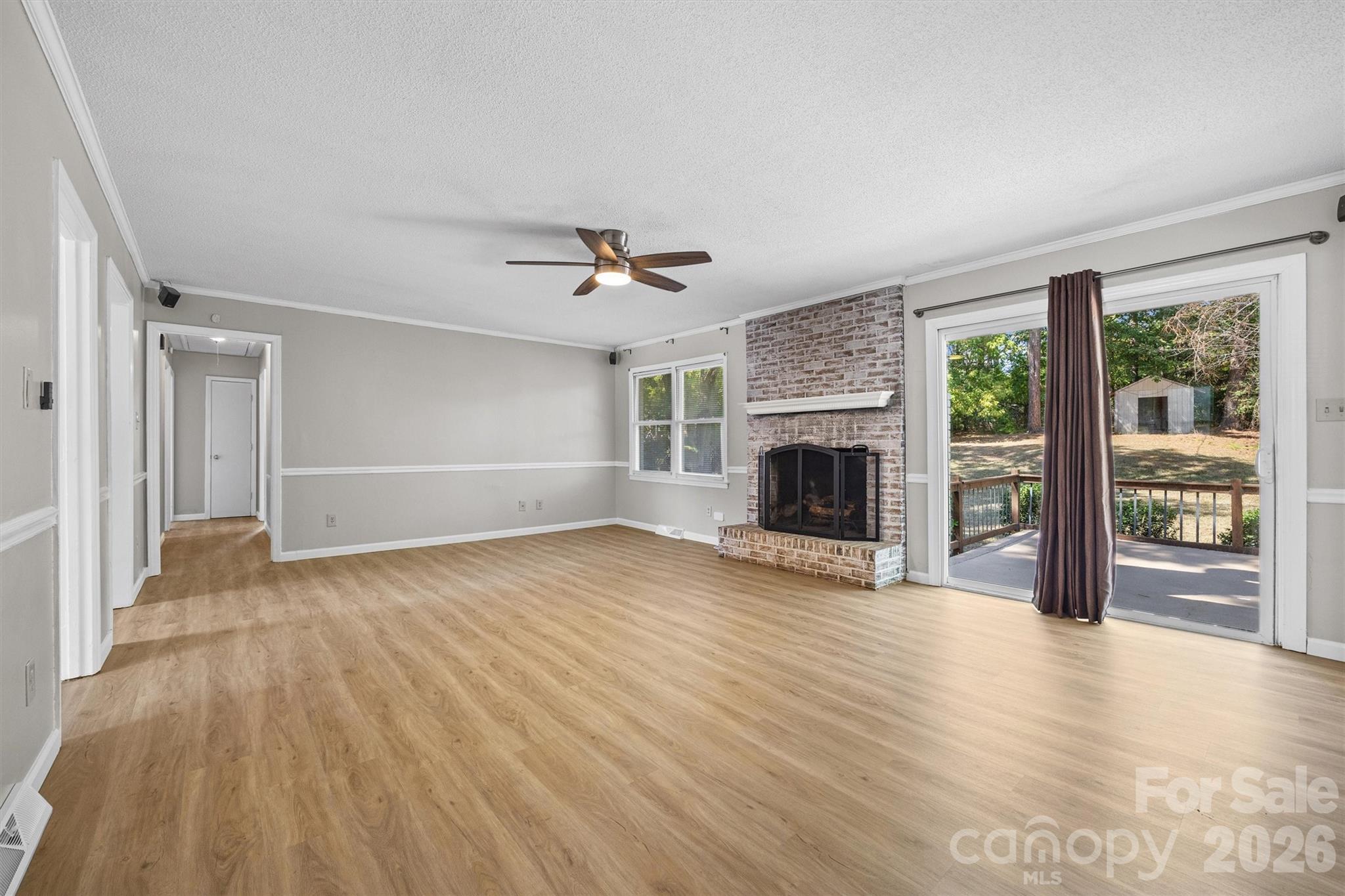 2021 Downey Street Property Photo 6